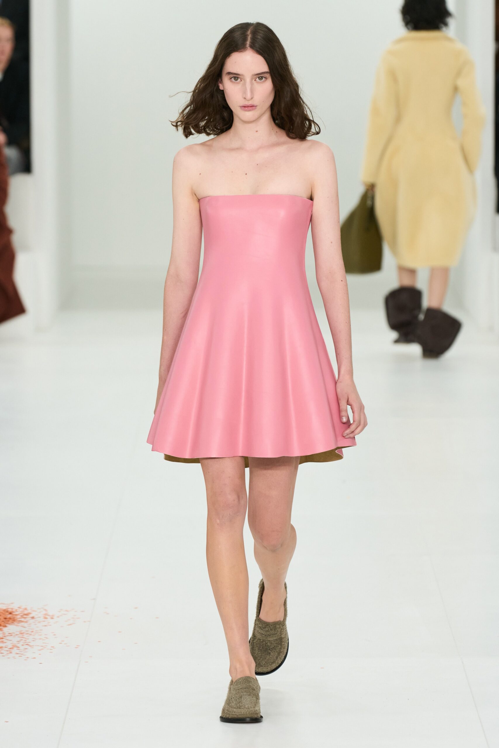 Loewe F/W 23 Look 39