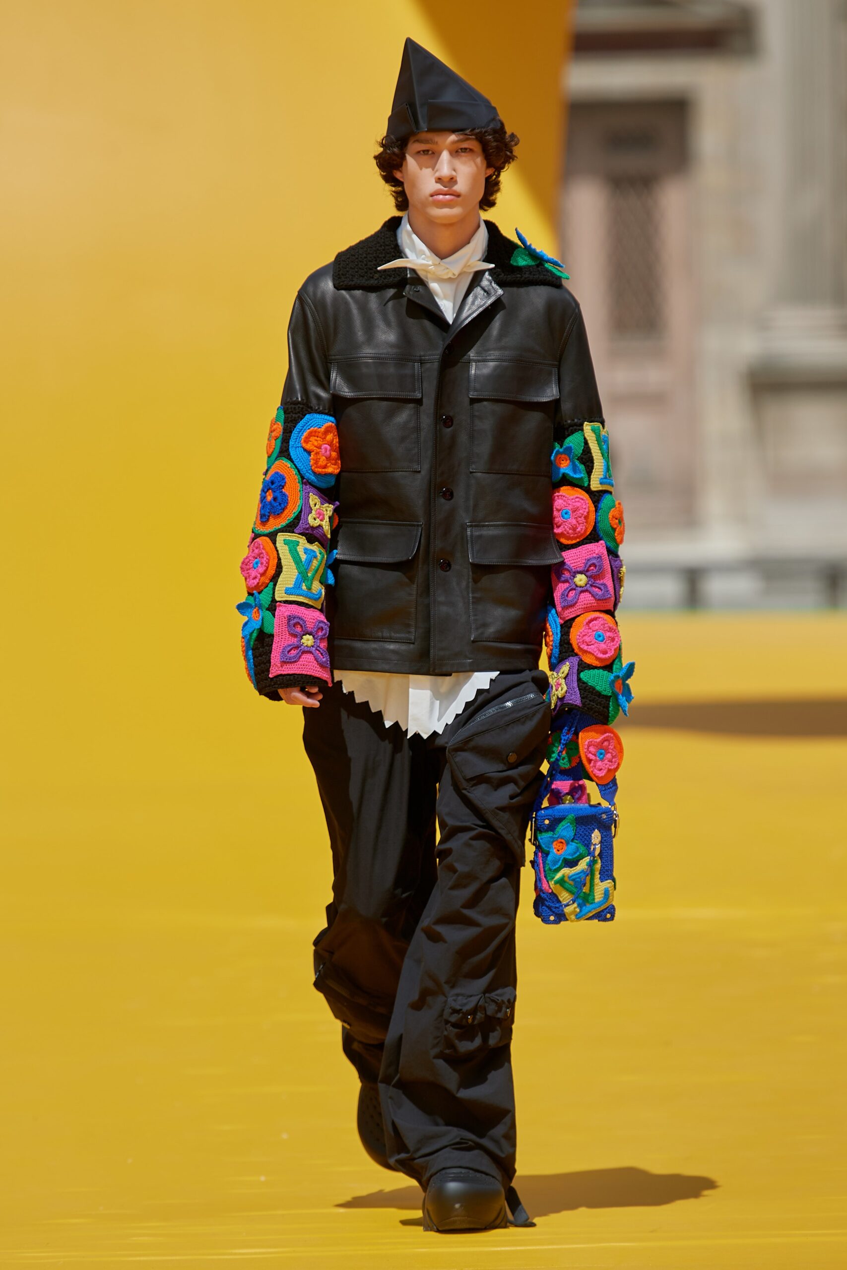Louis Vuitton S/S 23 Menswear Look 34
