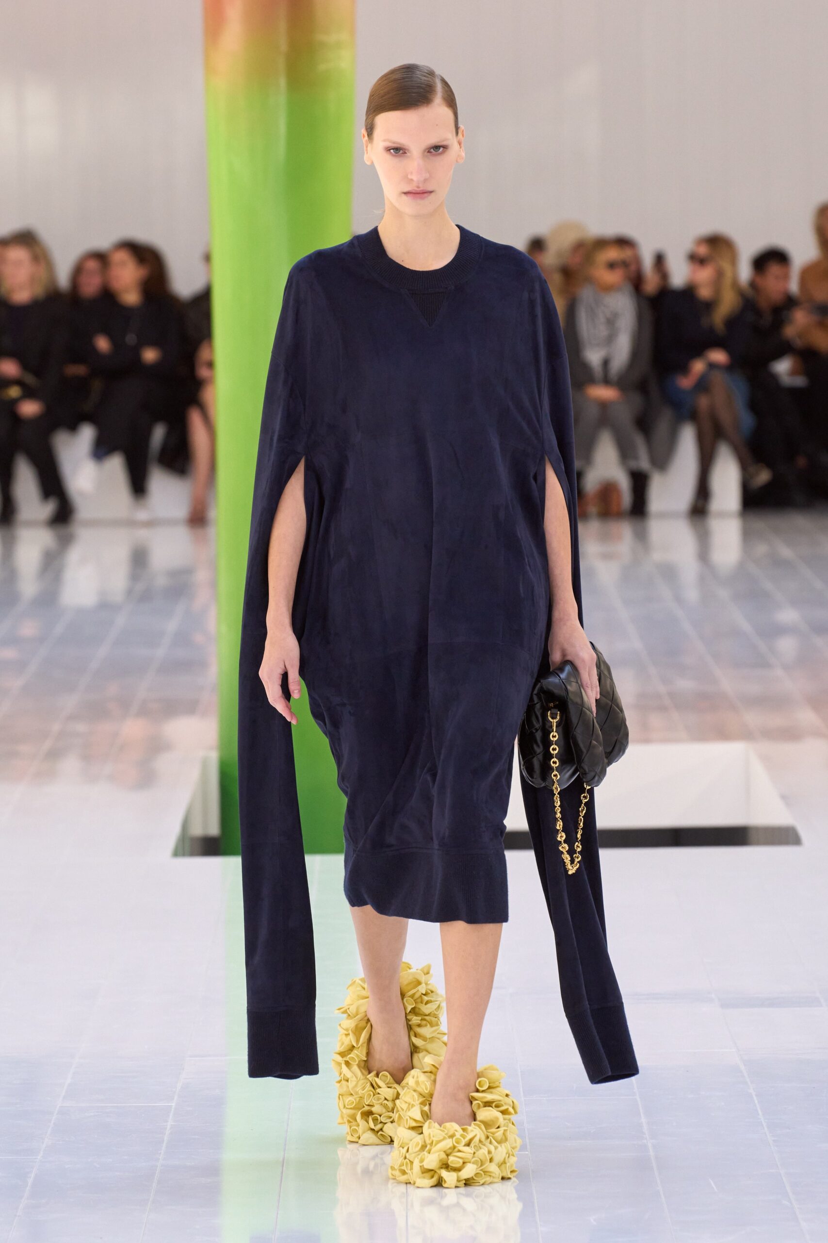 Loewe S/S 23 Look 40