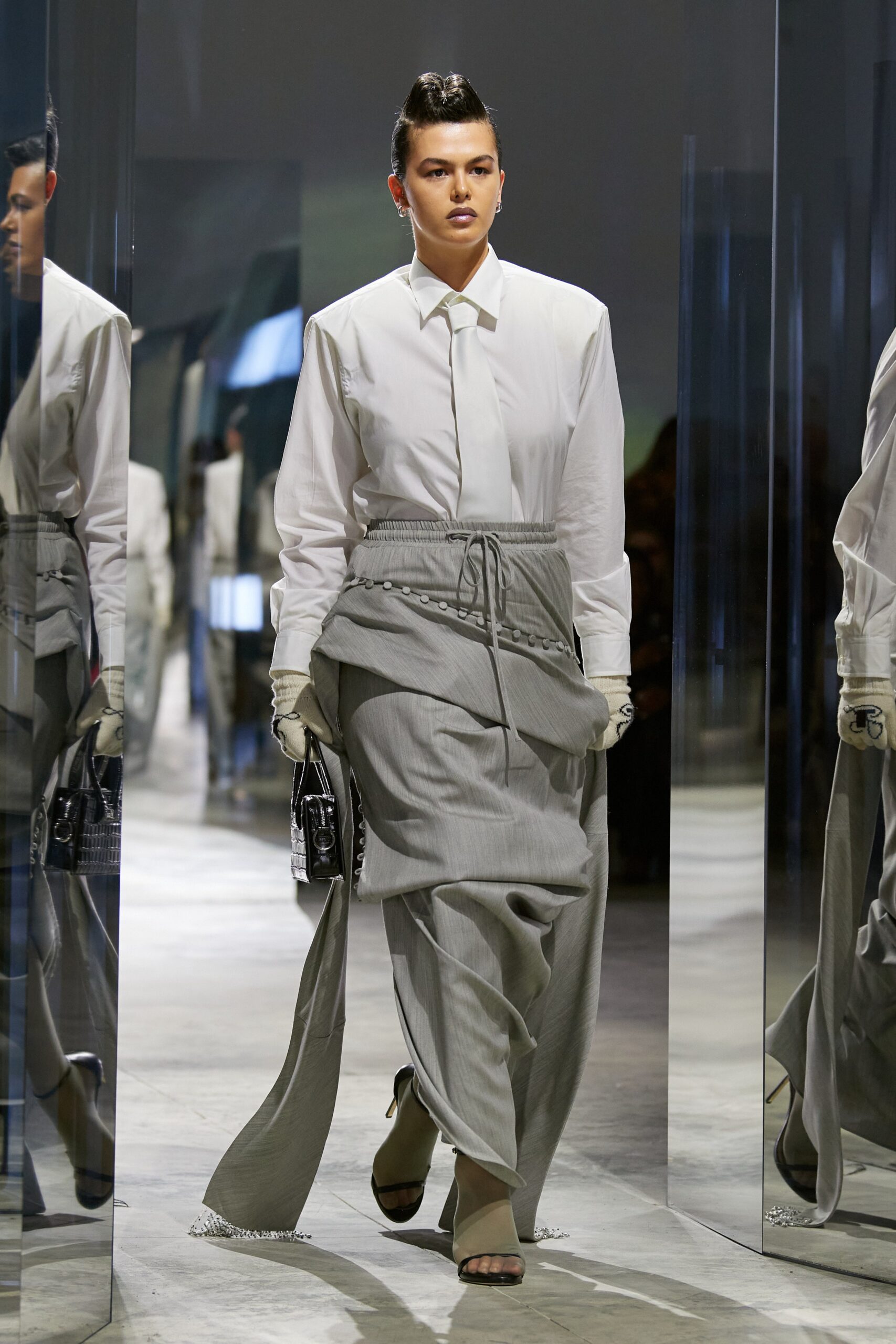 Luar F/W 23 Look 40