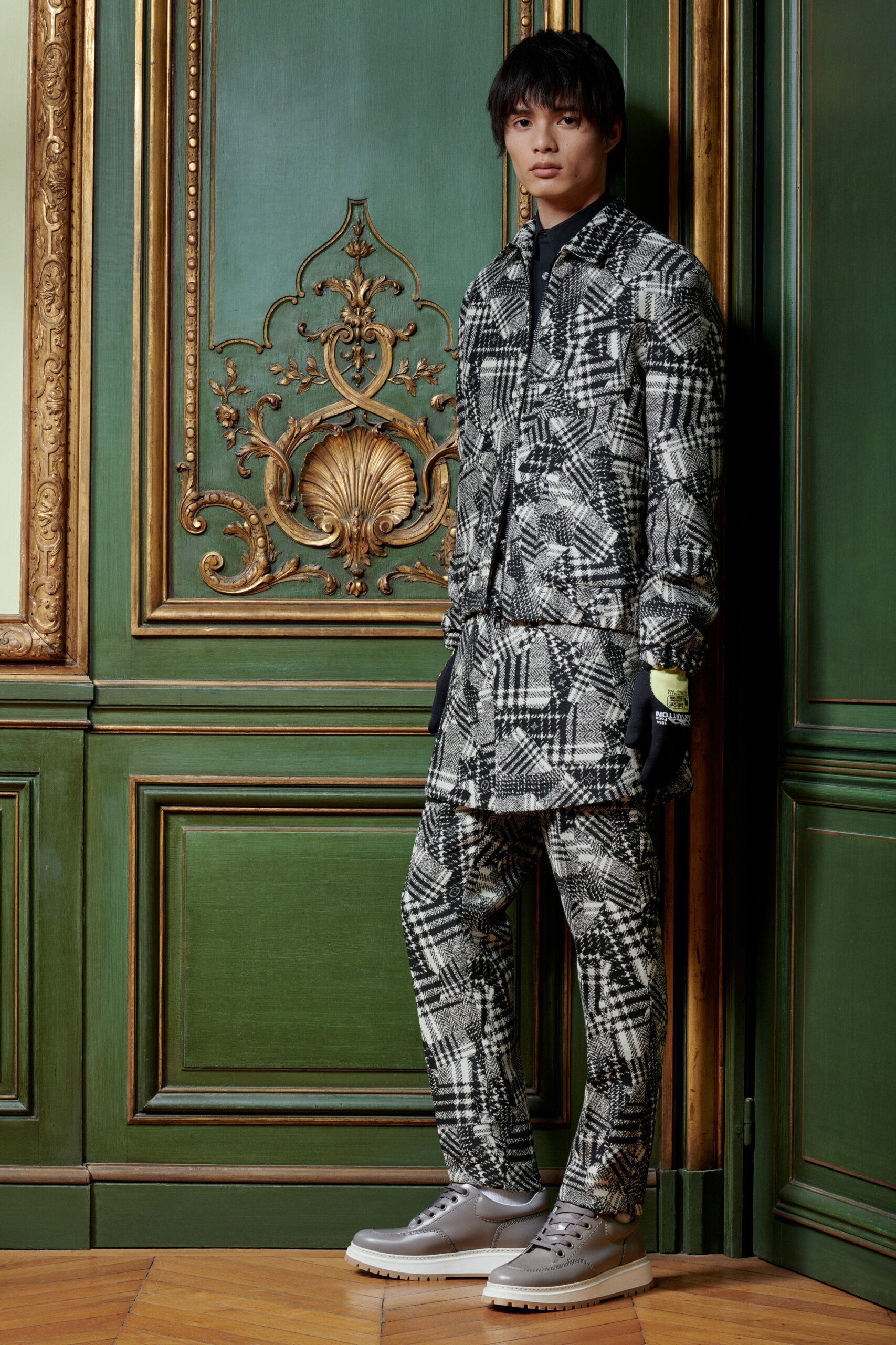 Louis Vuitton F/W 20 Look 37