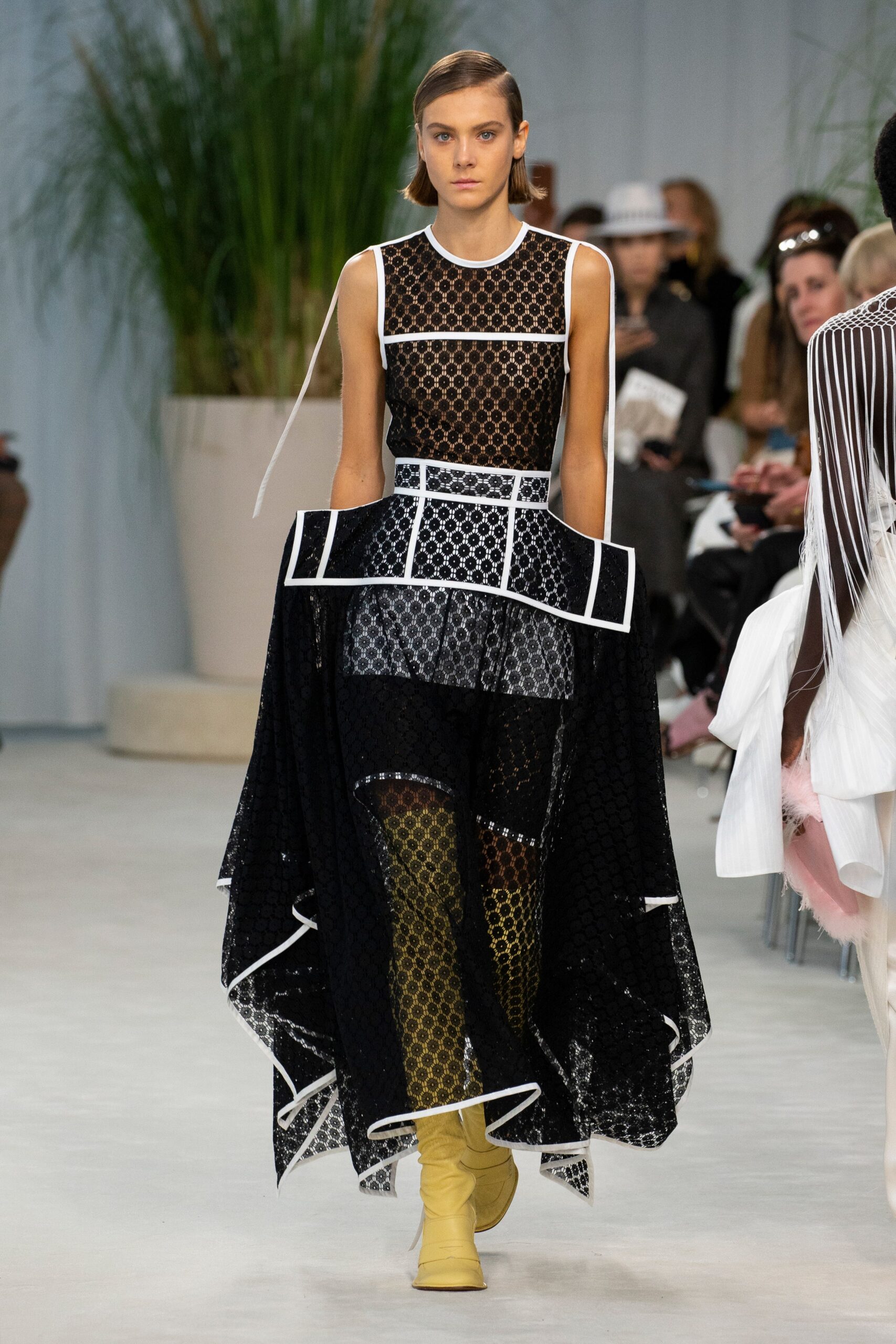 Loewe S/S 20 Look 42