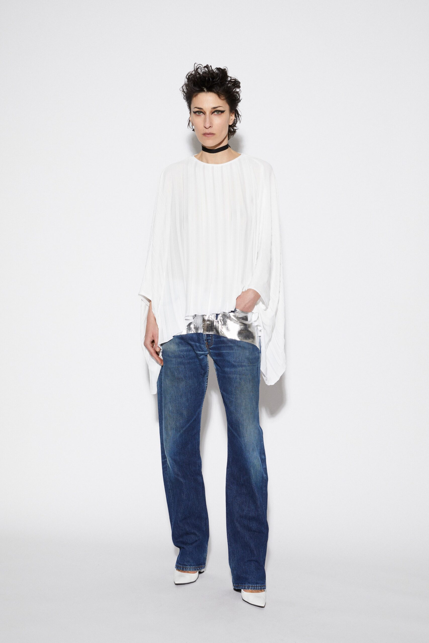 Lutz Huelle F/W 23 Look 42