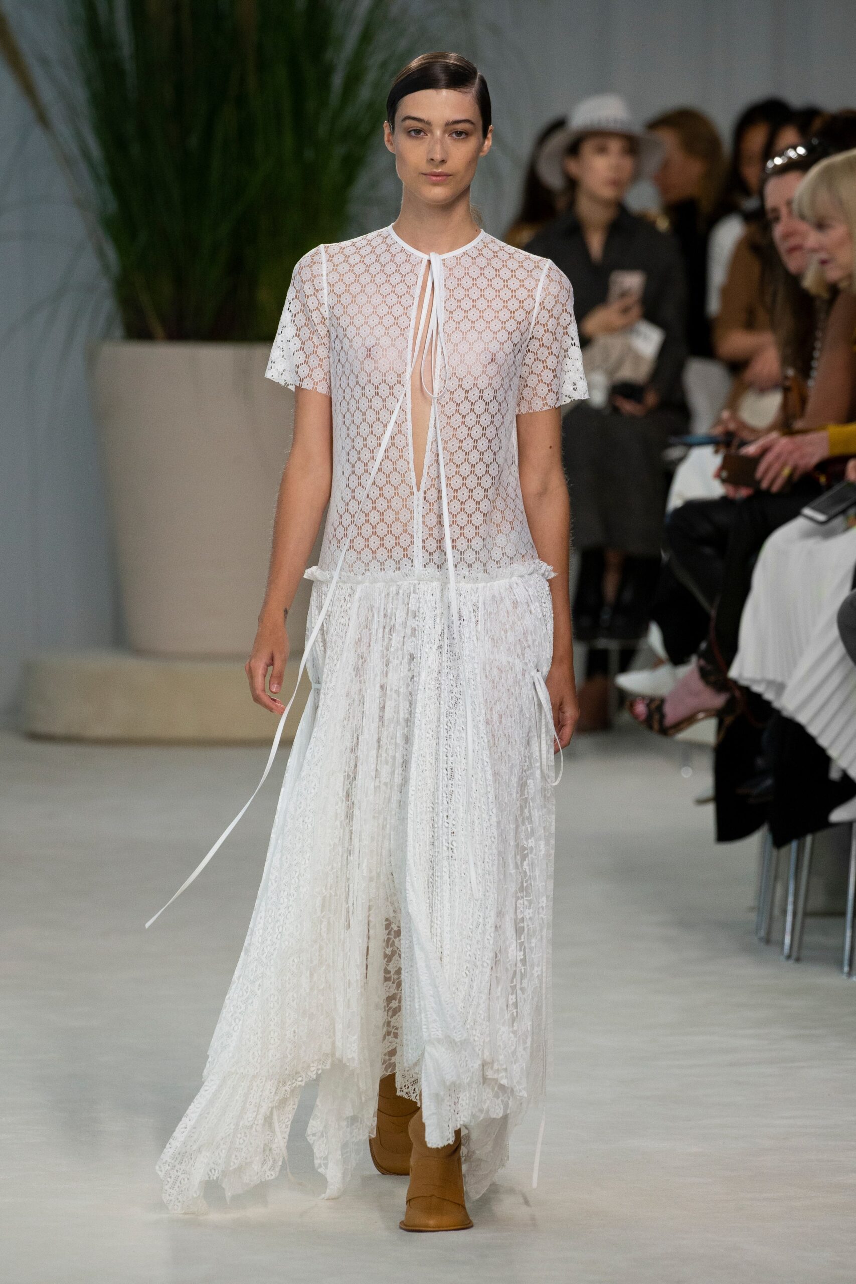 Loewe S/S 20 Look 43