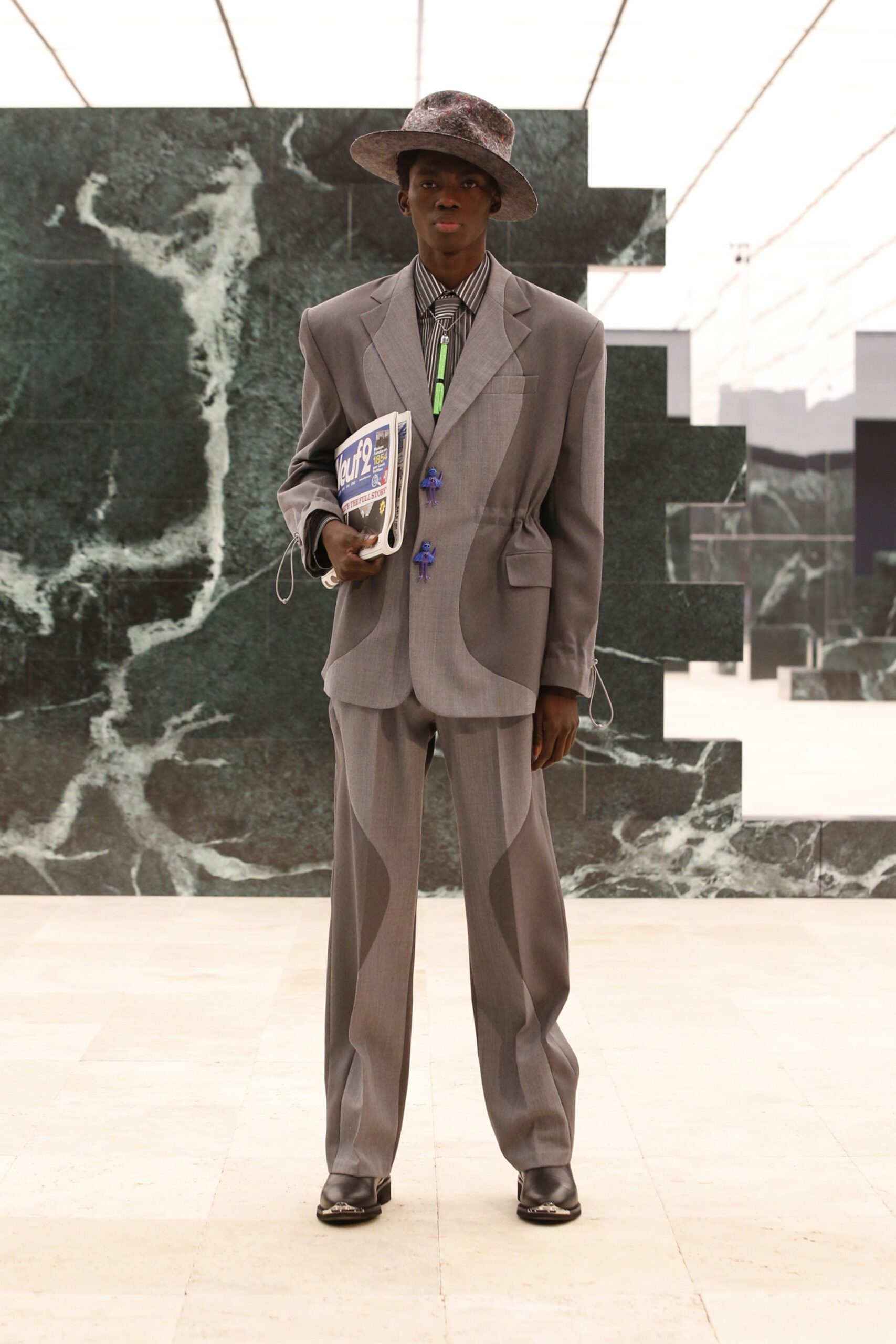 Louis Vuitton F/W 21 Menswear Look 43