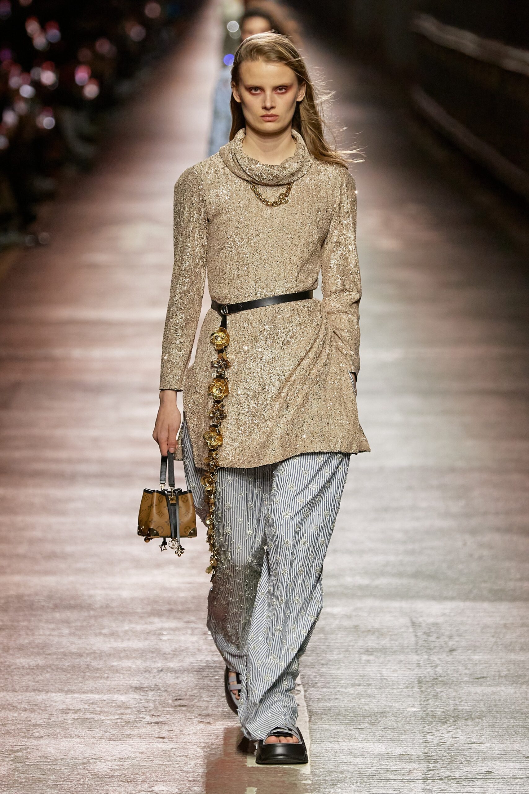 Louis Vuitton F/W 23 Look 43