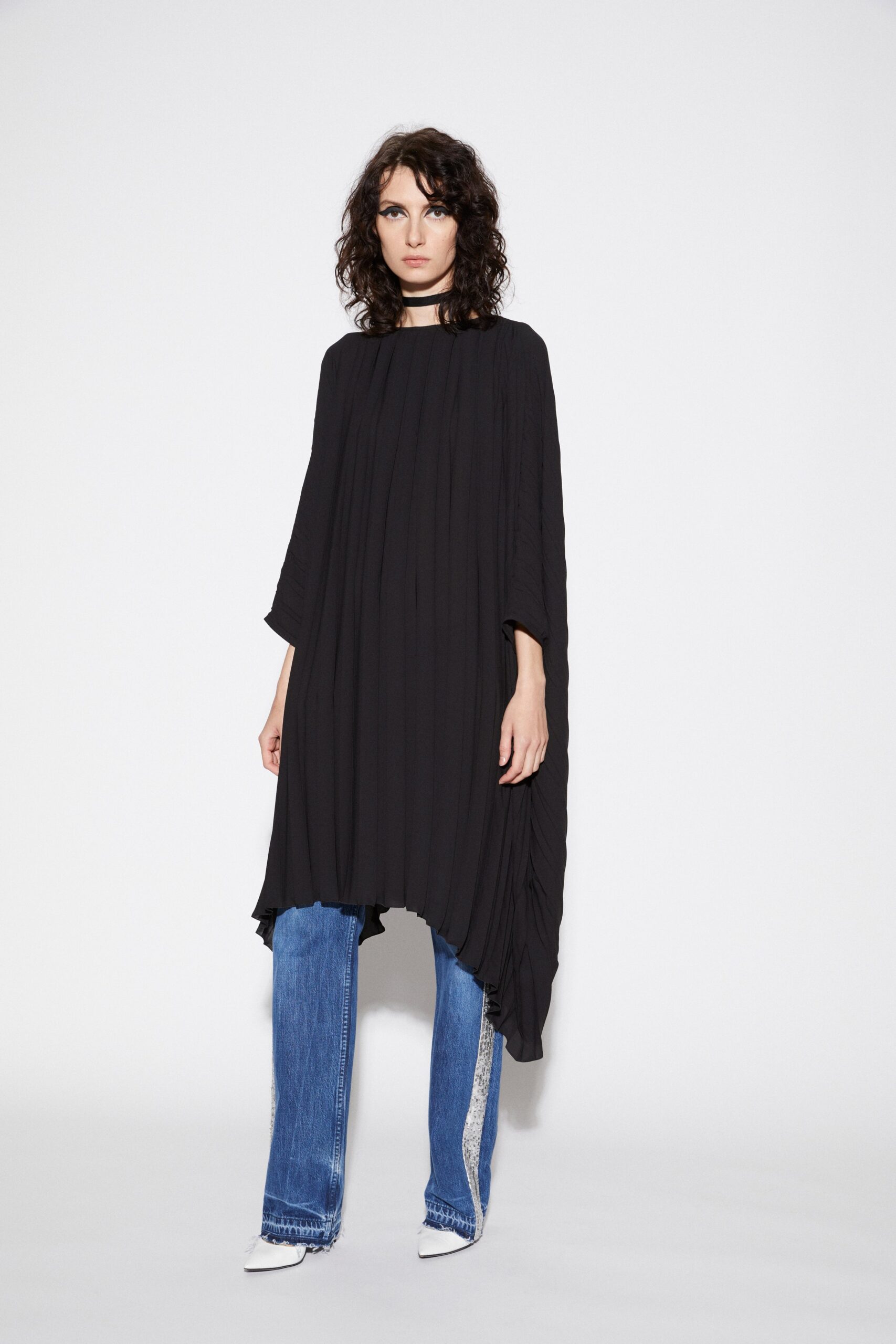 Lutz Huelle F/W 23 Look 43