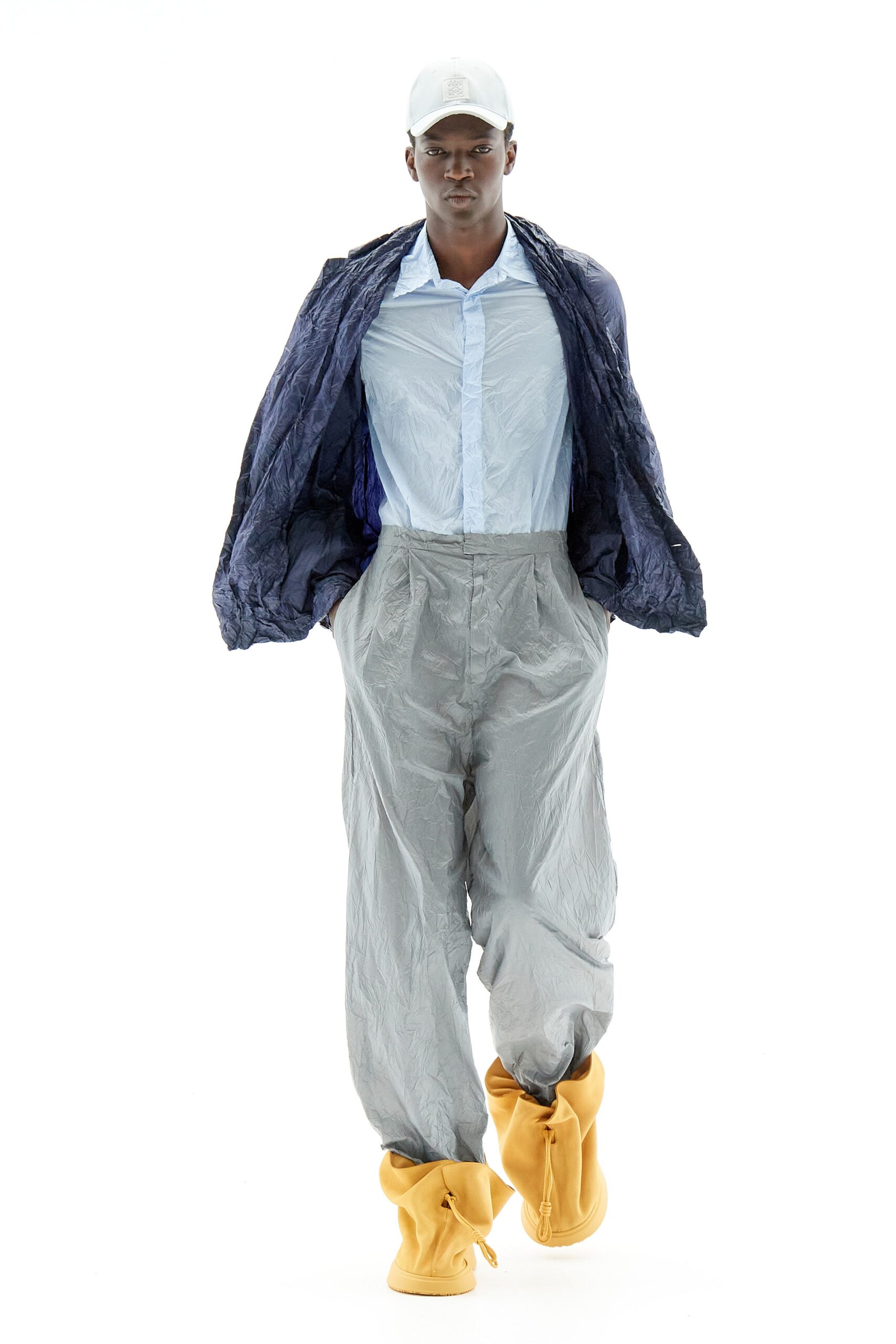 Loewe S/S 23 Menswear Look 44