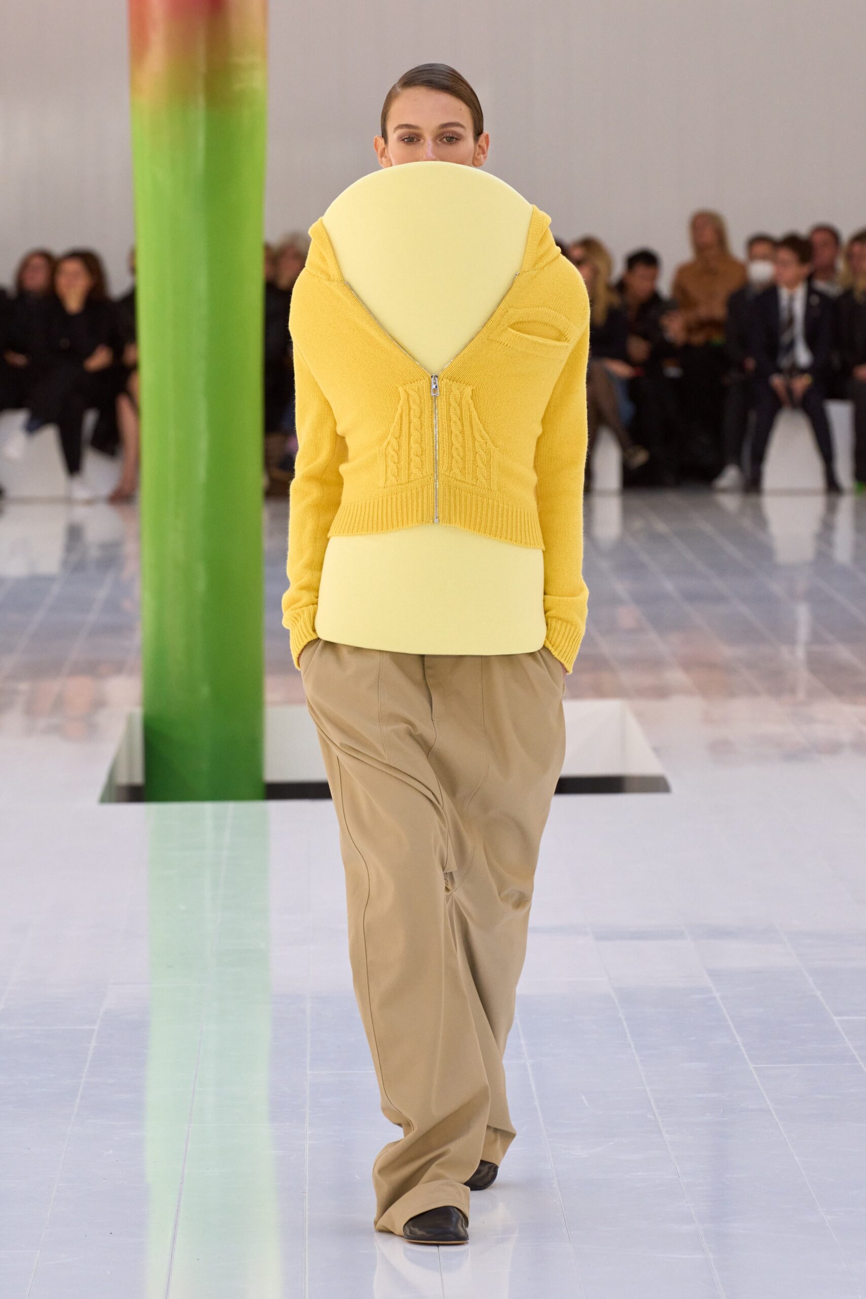 Loewe S/S 23 Look 44