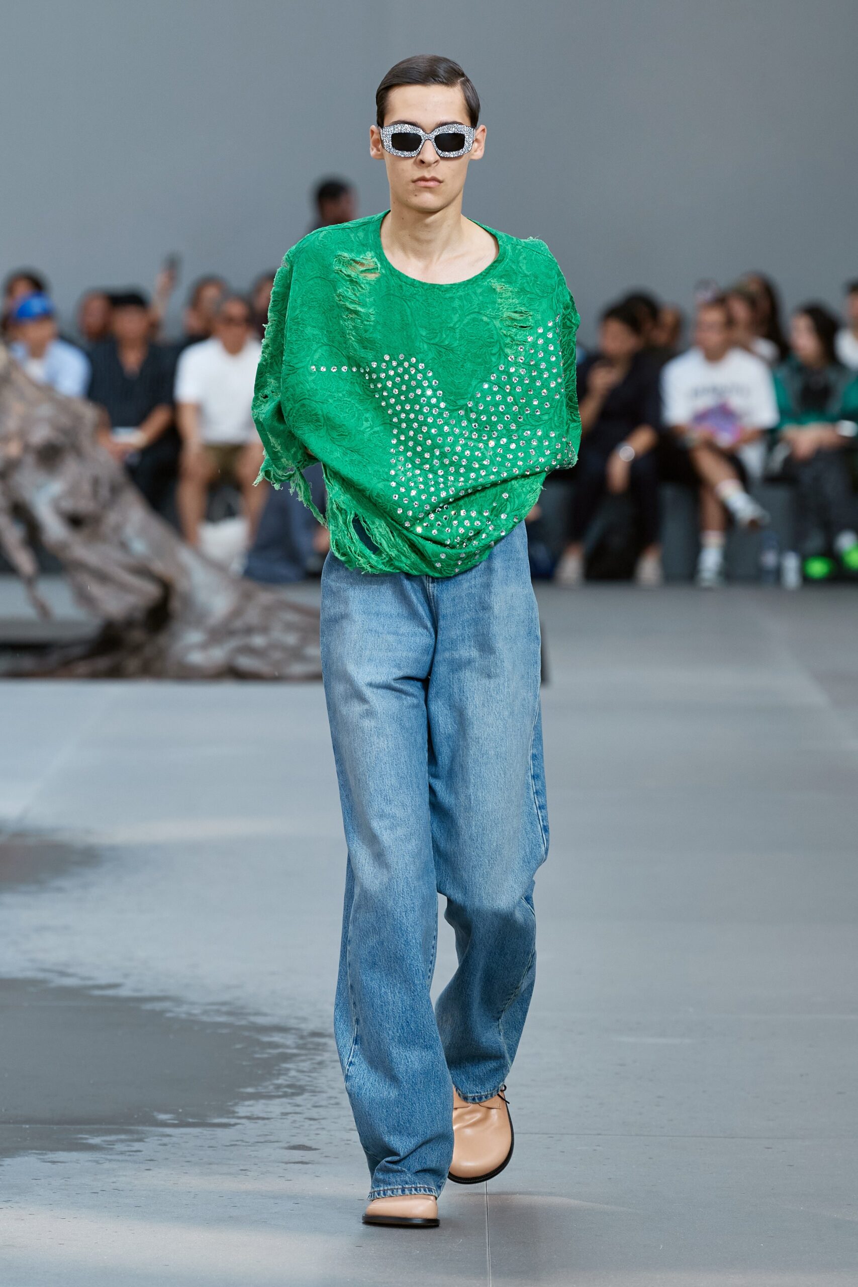 Loewe S/S 24 Menswear Look 44