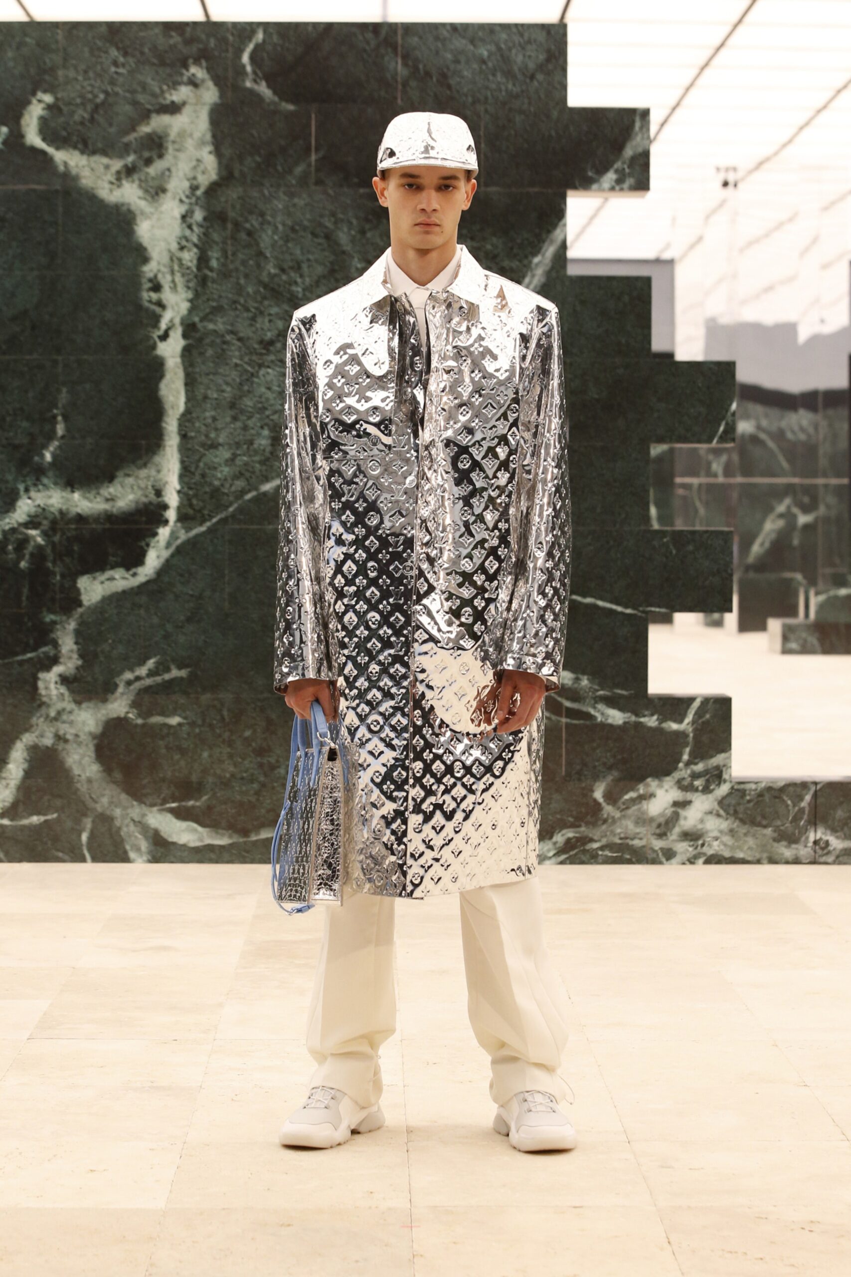 Louis Vuitton F/W 21 Menswear Look 45