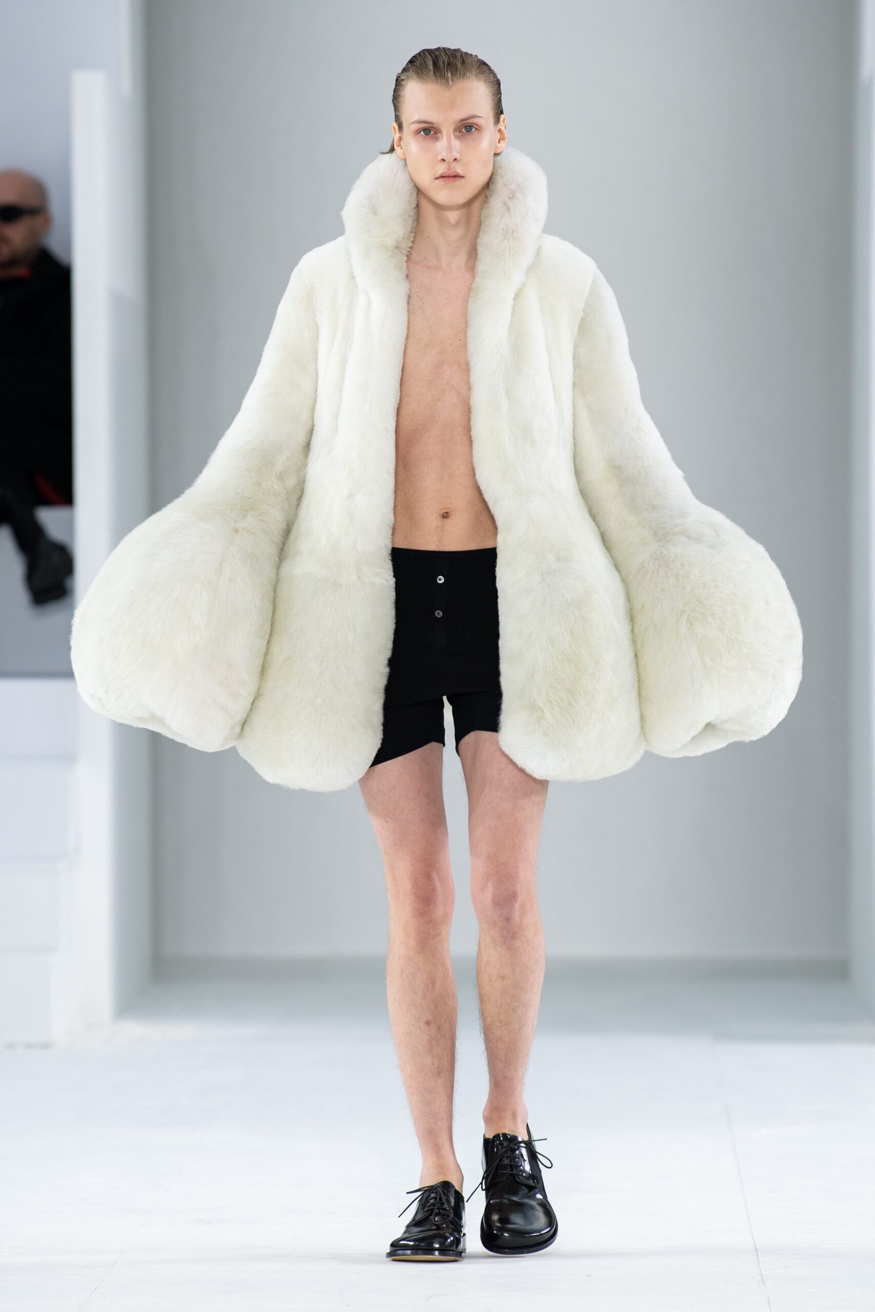 Loewe F/W 23 Menswear Look 45