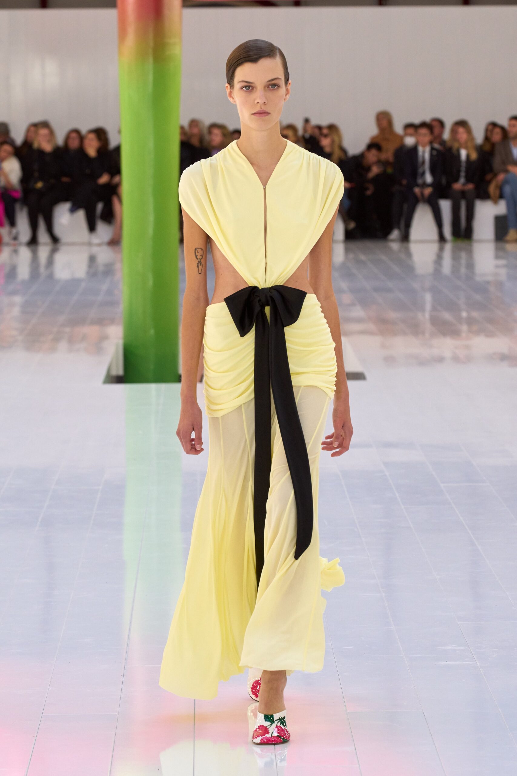 Loewe S/S 23 Look 45