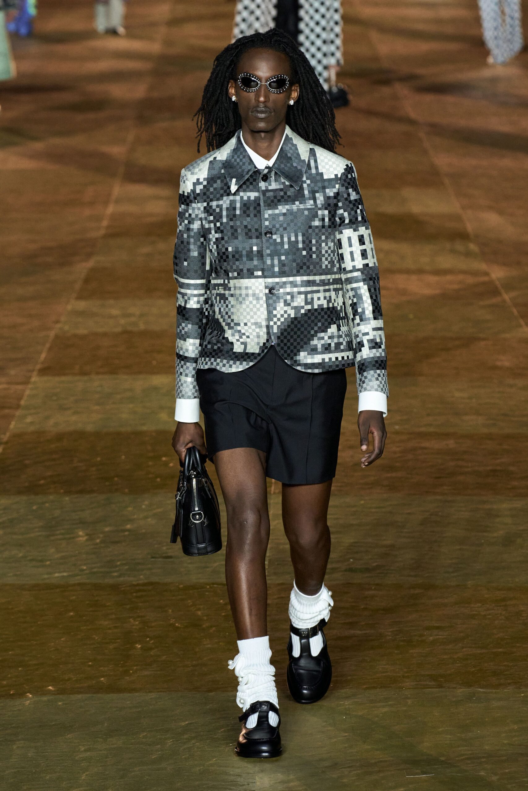 Louis Vuitton S/S 24 Menswear Look 45