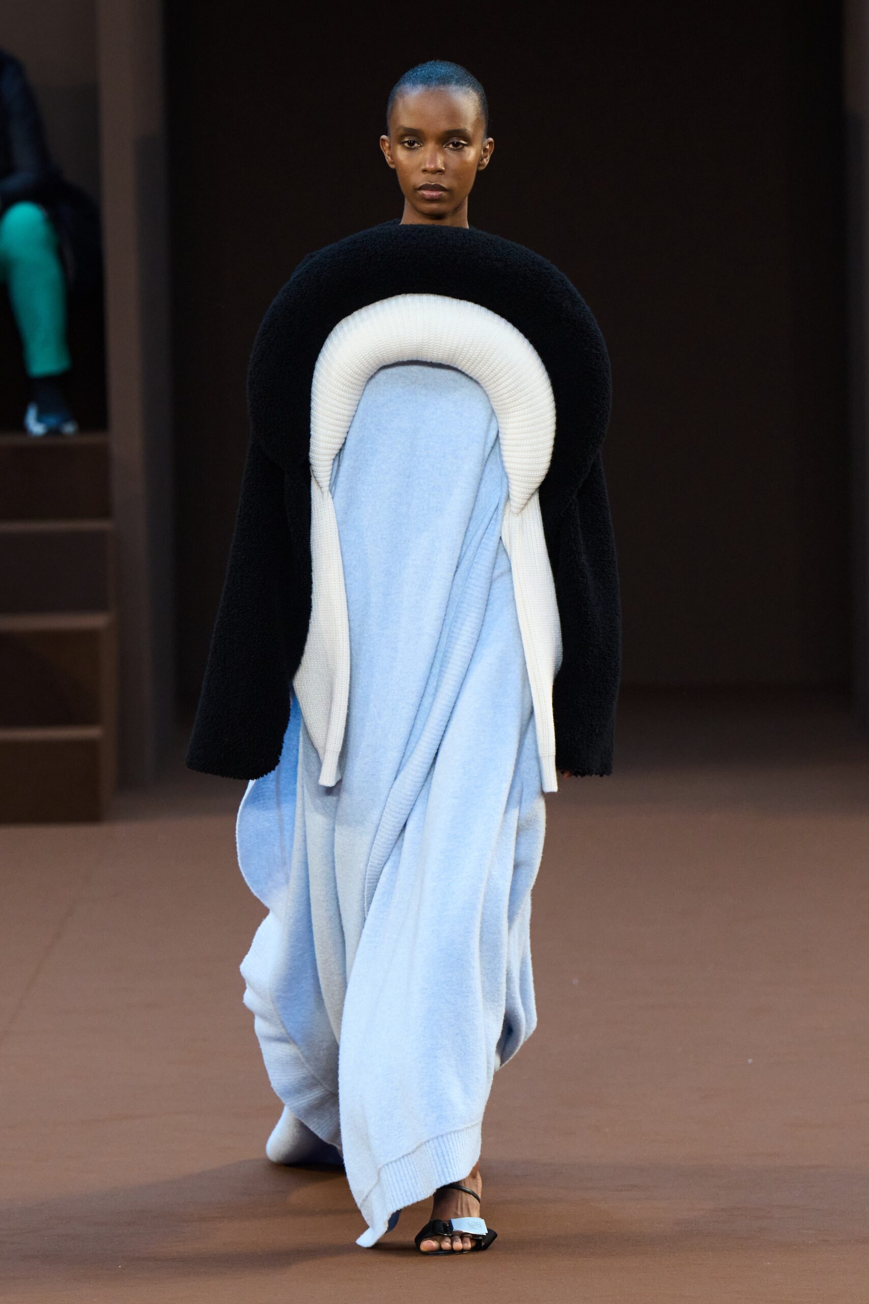 Loewe F/W 22 Look 46