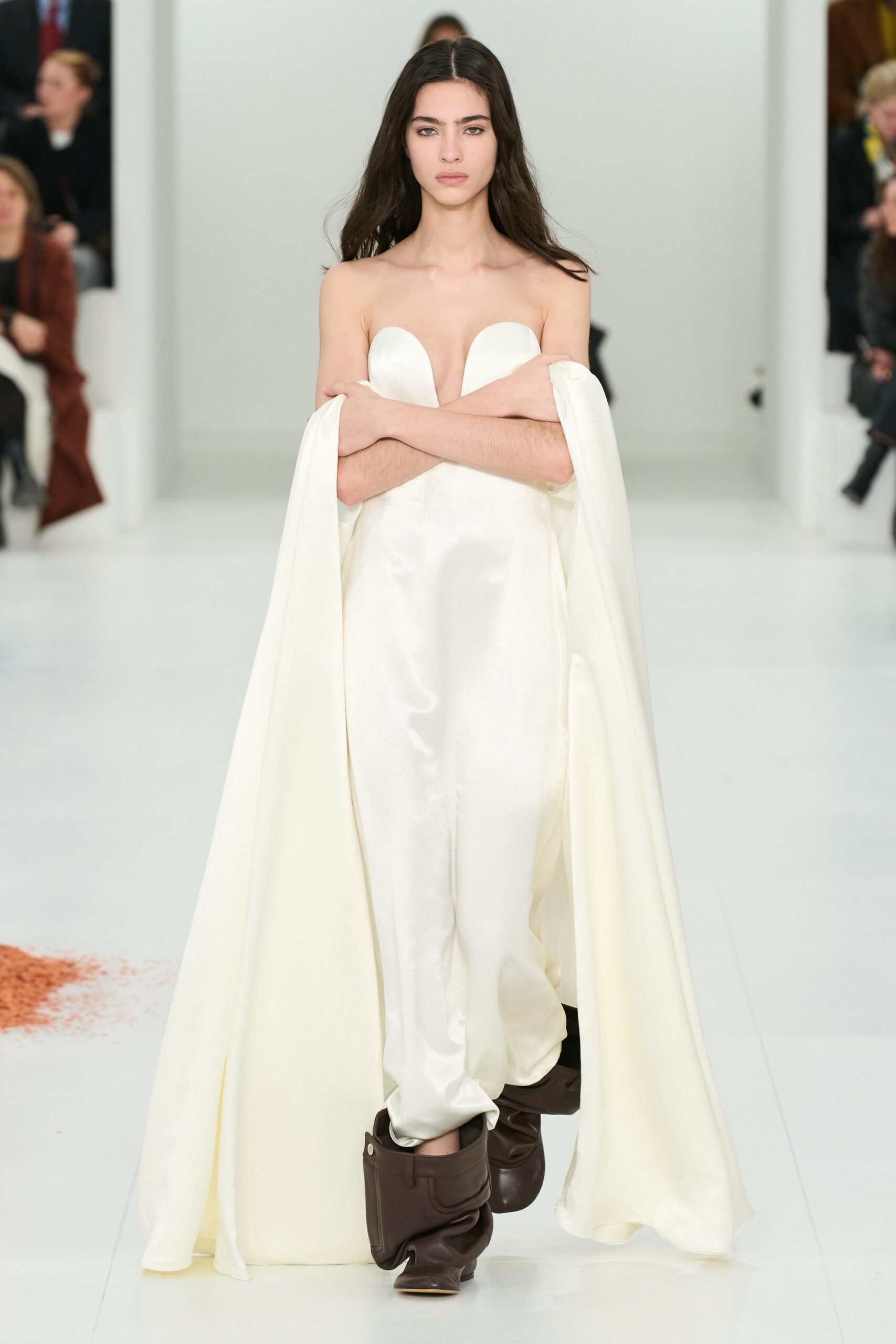 Loewe F/W 23 Look 46