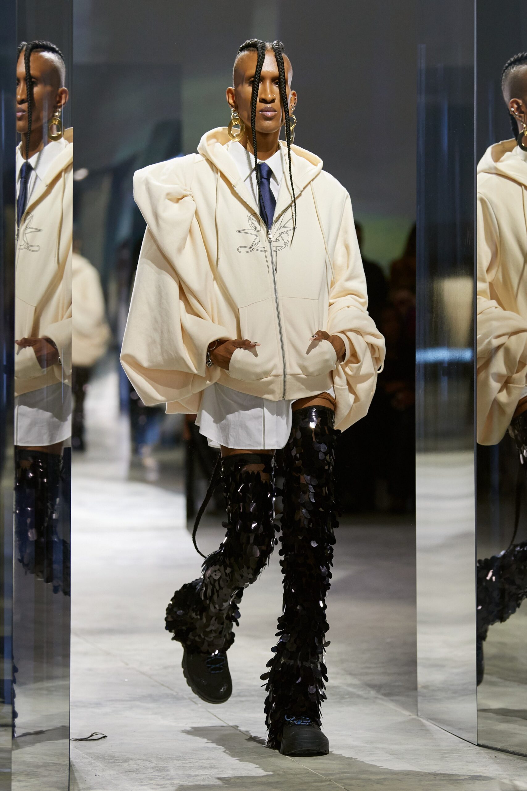 Luar F/W 23 Look 46