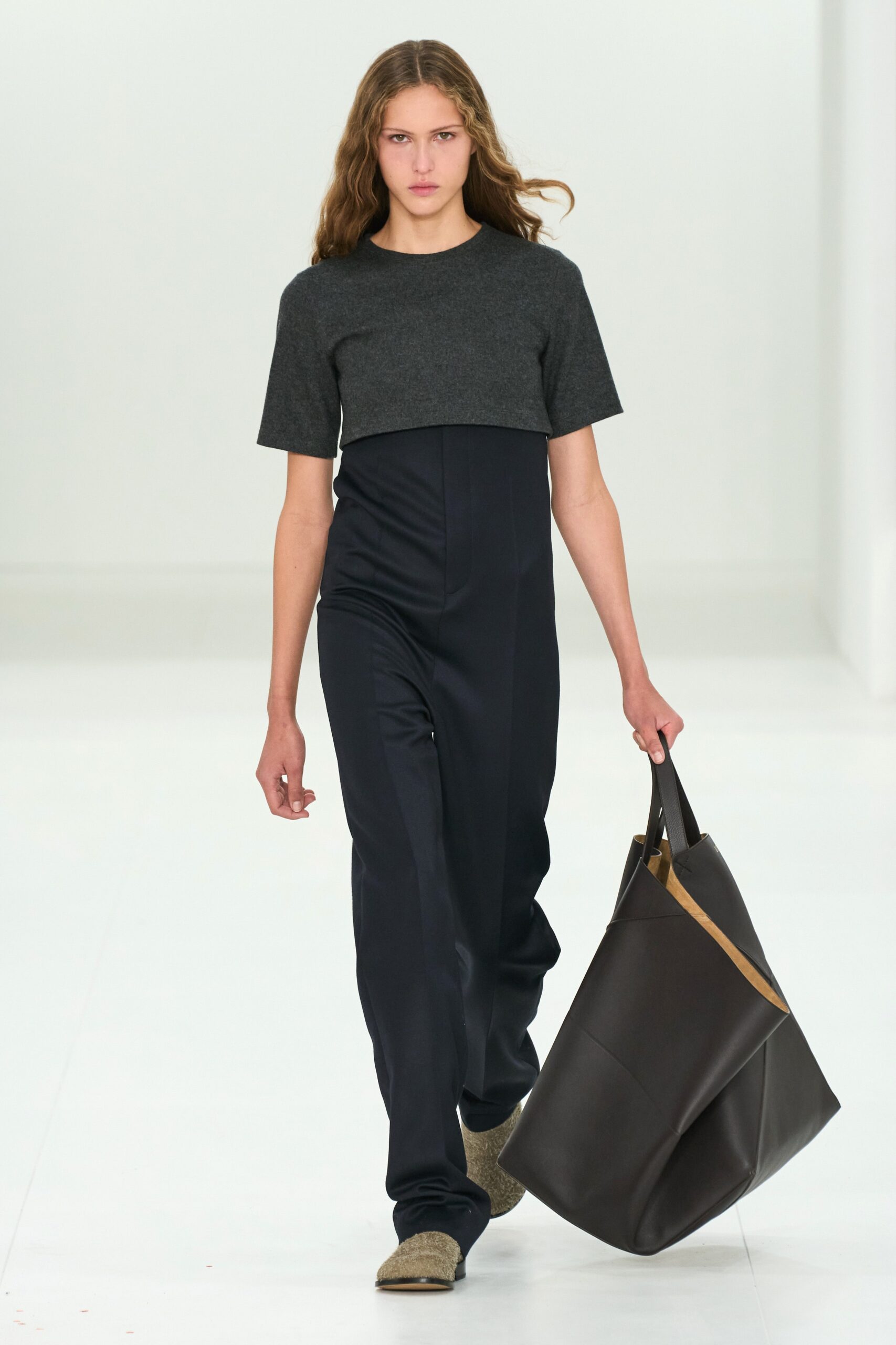 Loewe F/W 23 Look 47