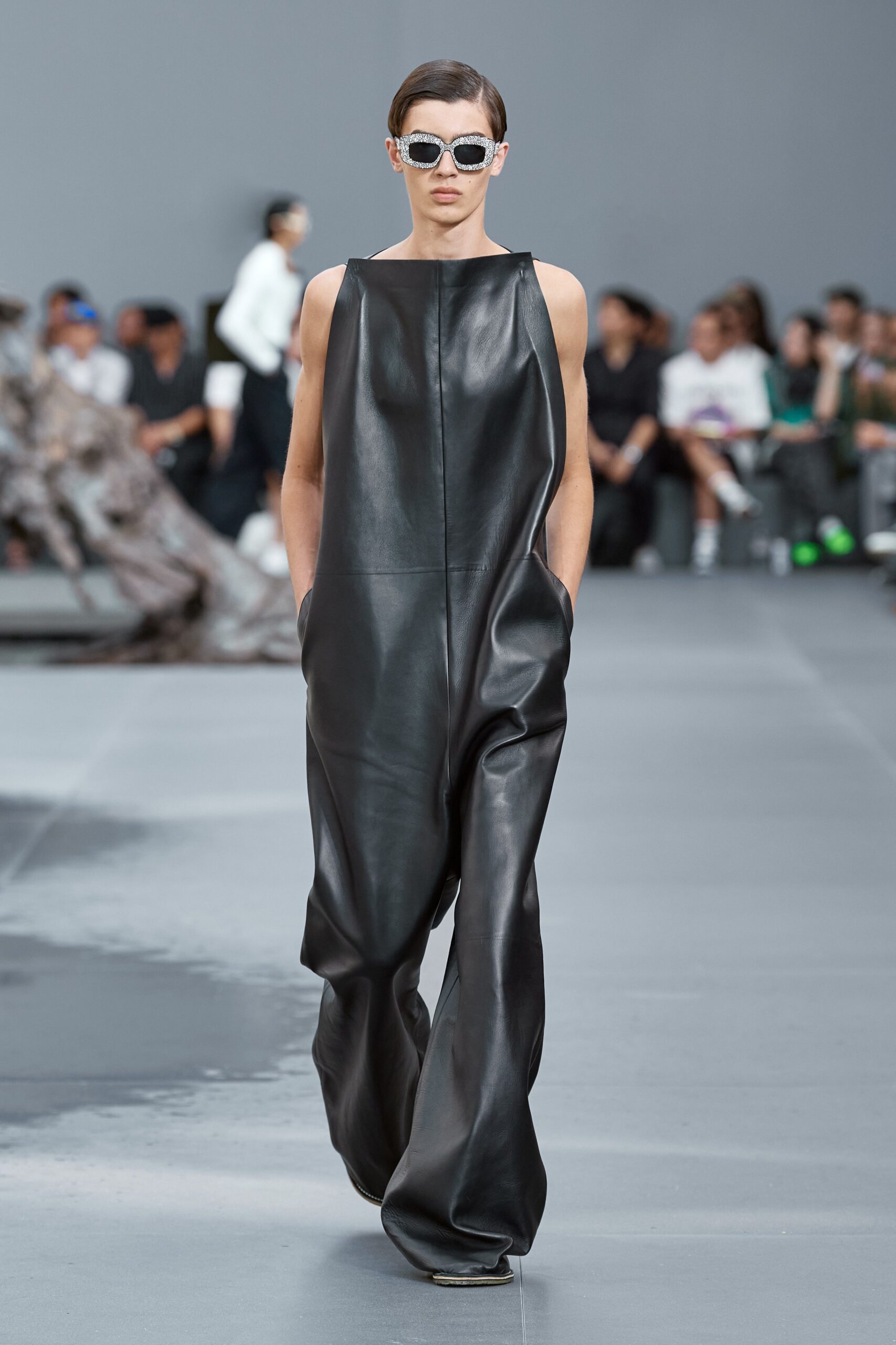 Loewe S/S 24 Menswear Look 47