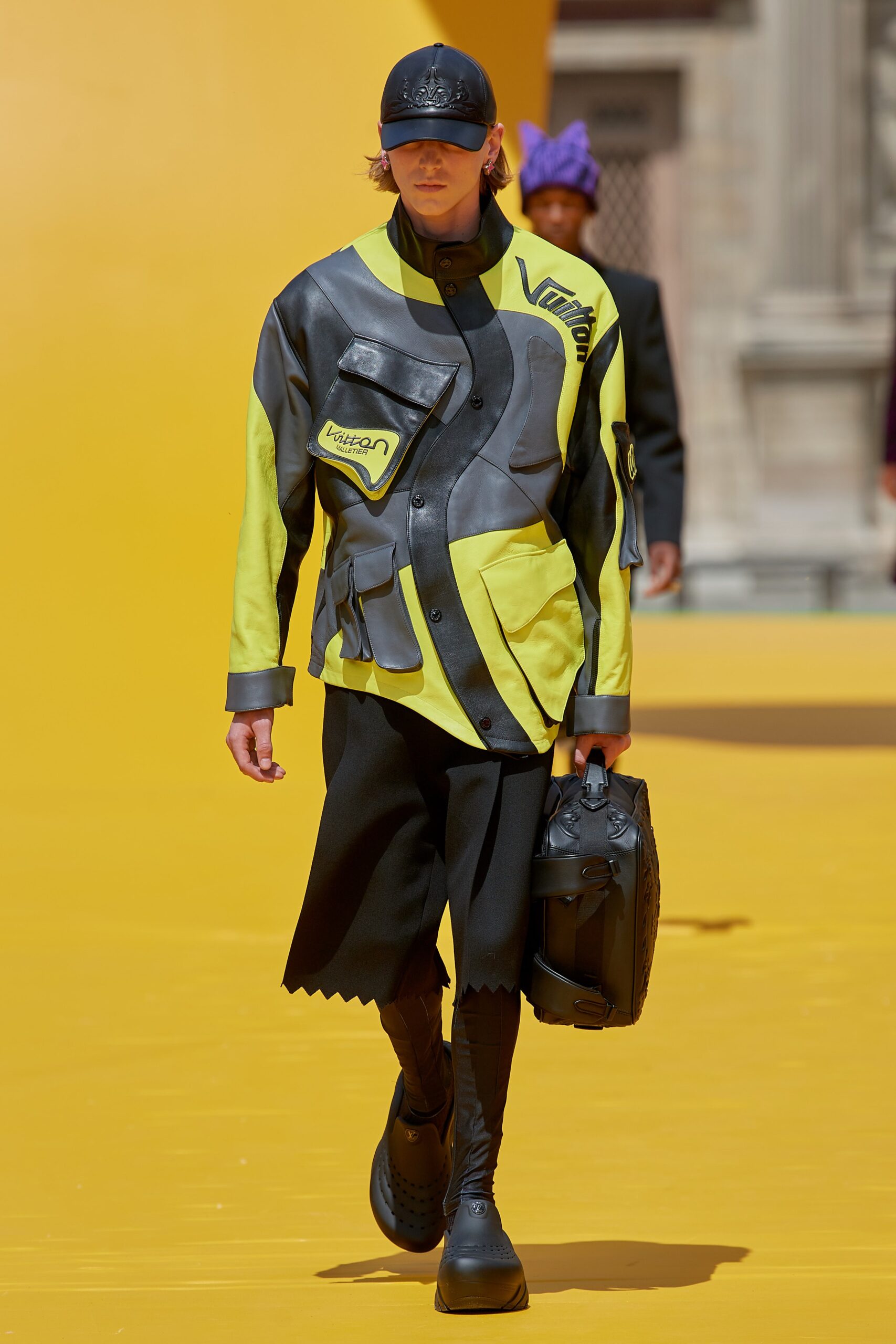 Louis Vuitton S/S 23 Menswear Look 42