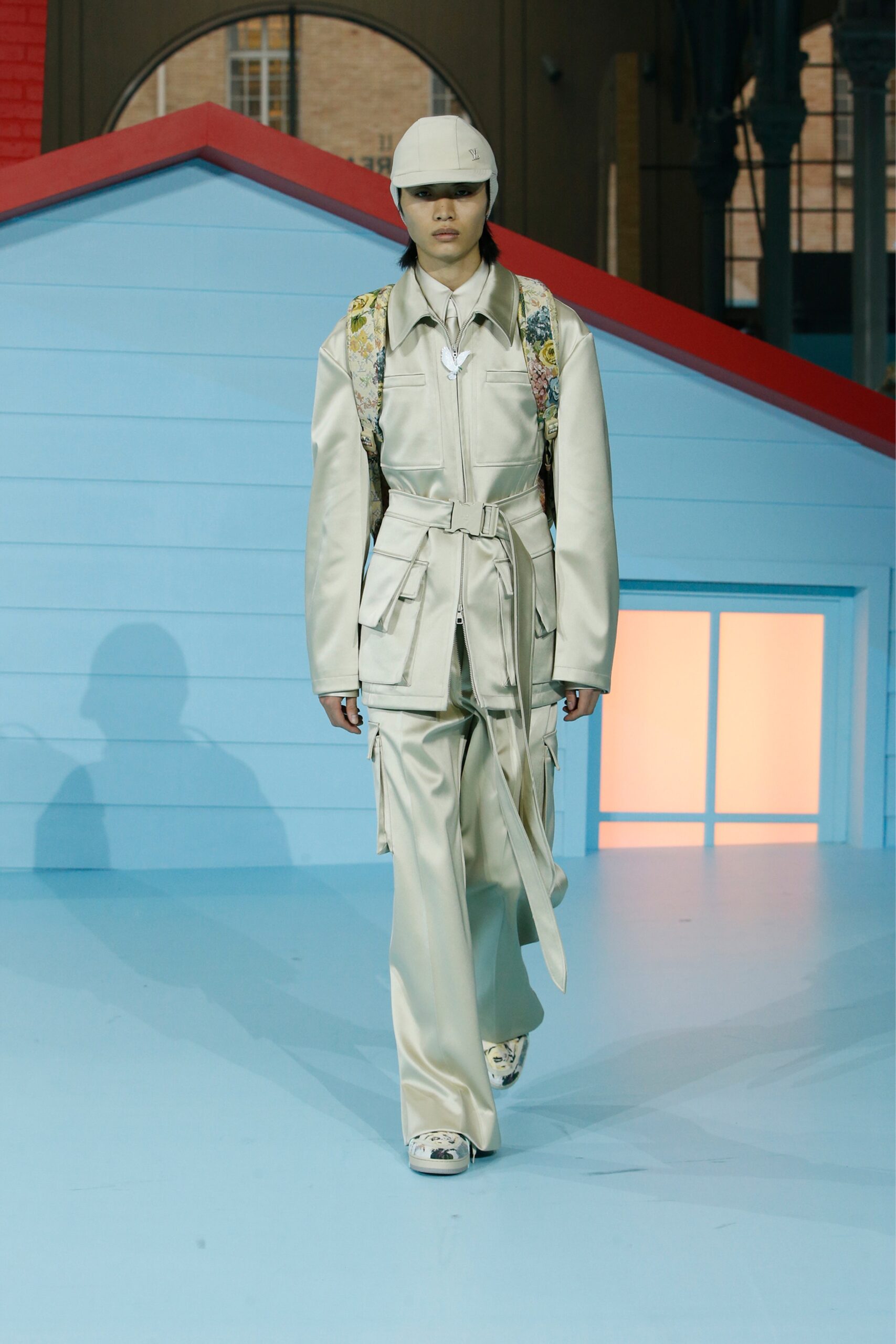 Louis Vuitton F/W 22 Menswear Look 48