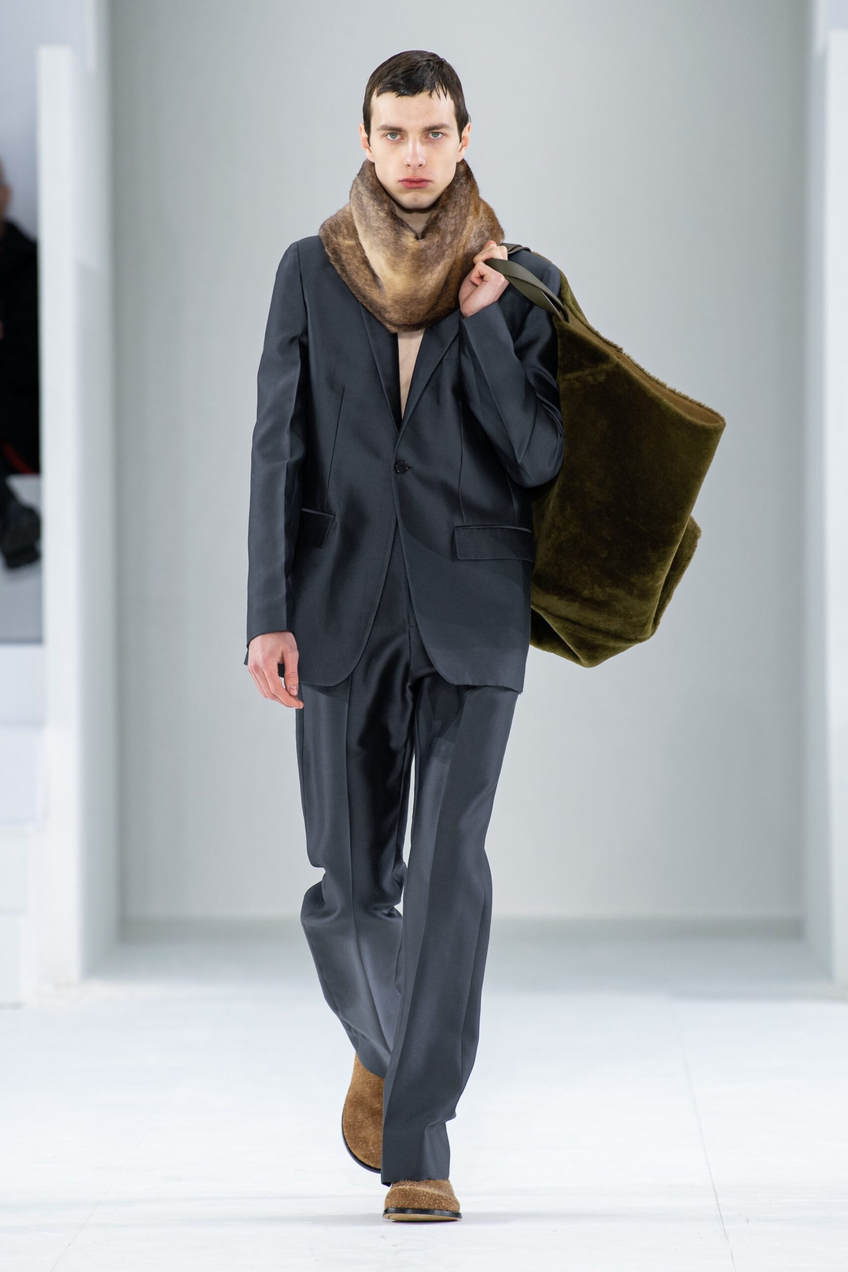 Loewe F/W 23 Menswear Look 48