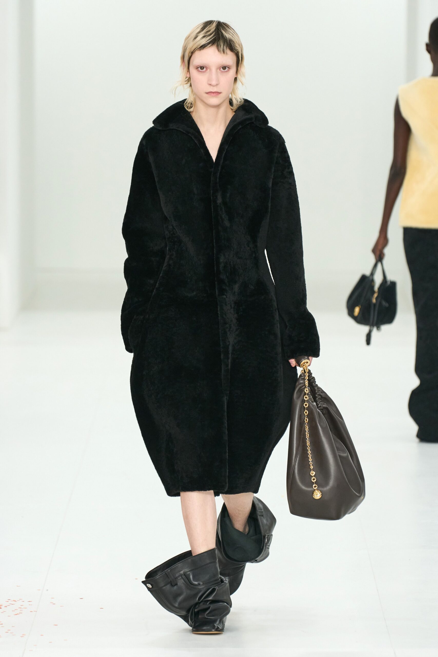 Loewe F/W 23 Look 48