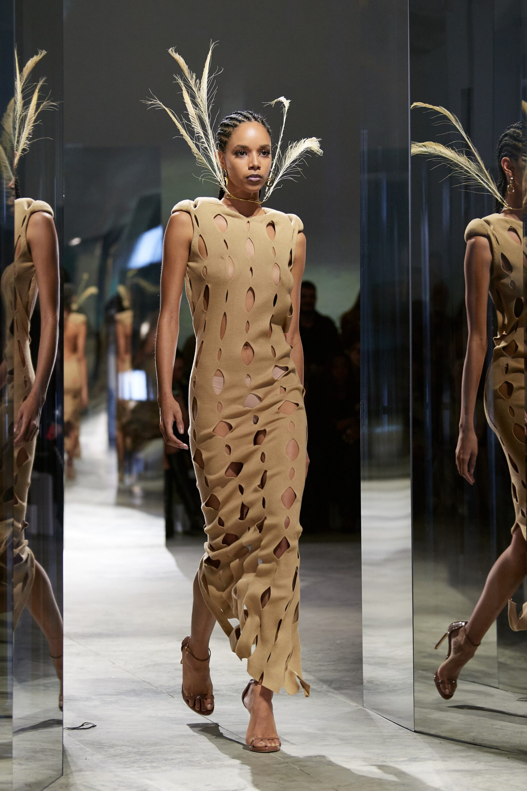 Luar F/W 23 Look 48