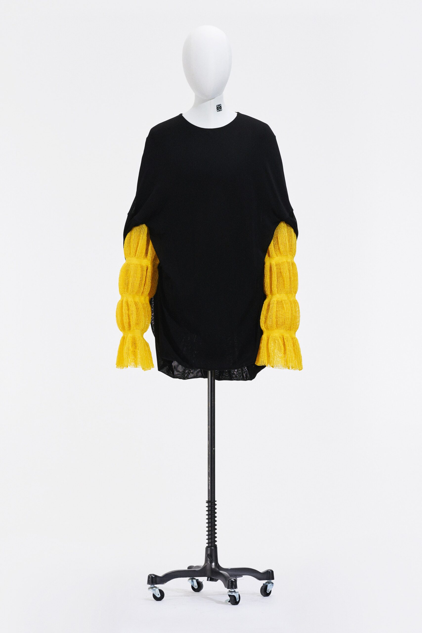 Loewe S/S 21 Menswear Look 25