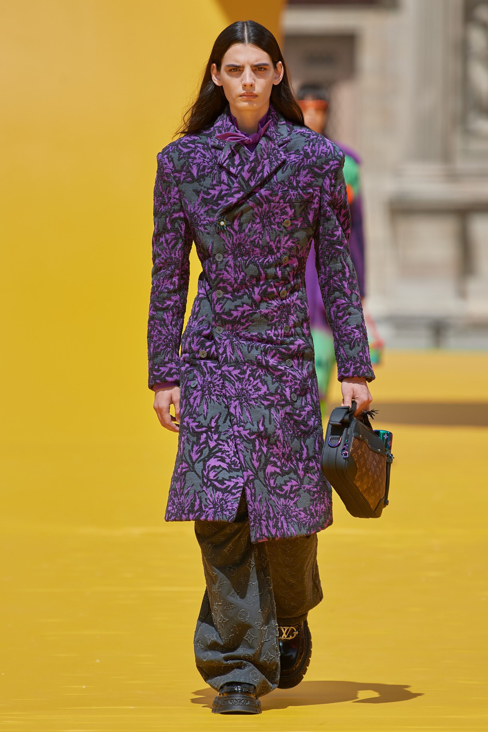 Louis Vuitton S/S 23 Menswear Look 44
