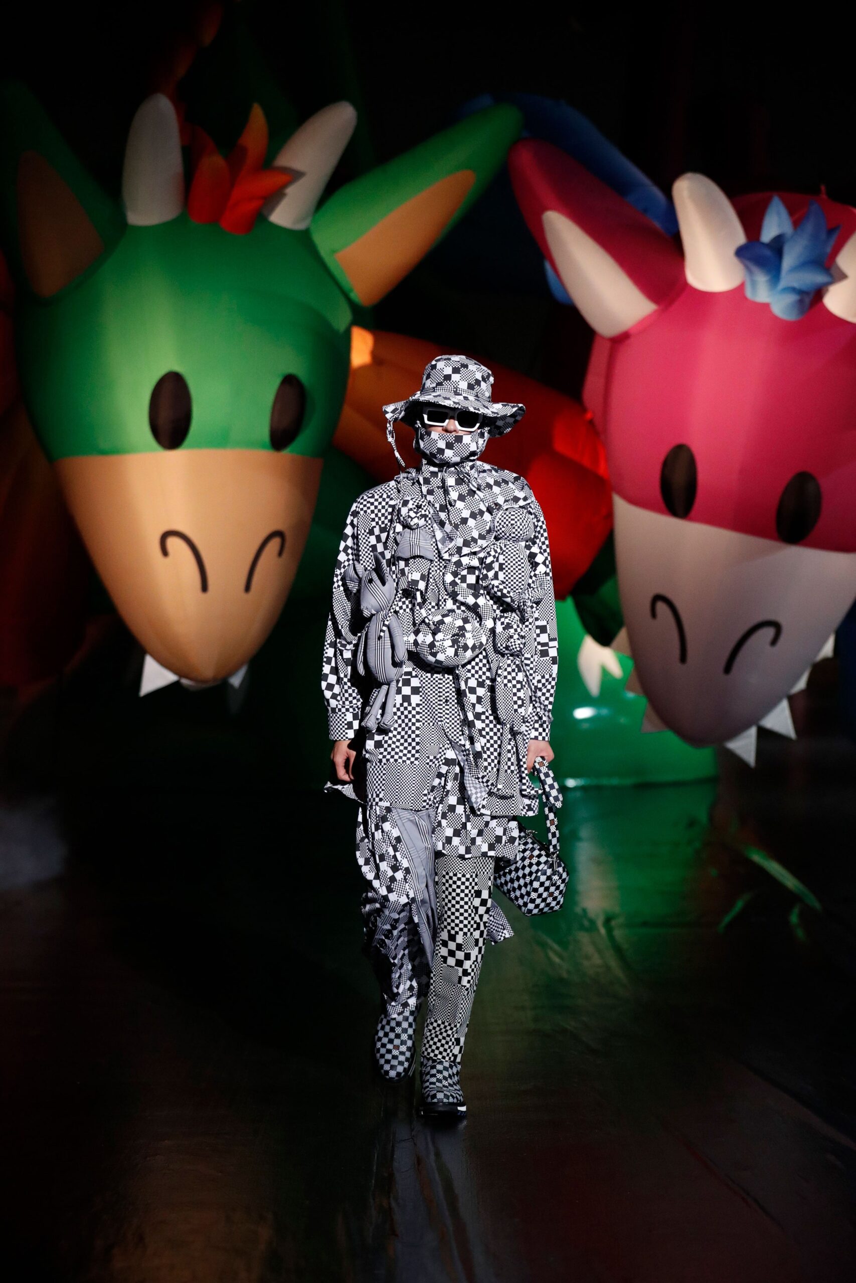 Louis Vuitton S/S 21 Menswear Look 50