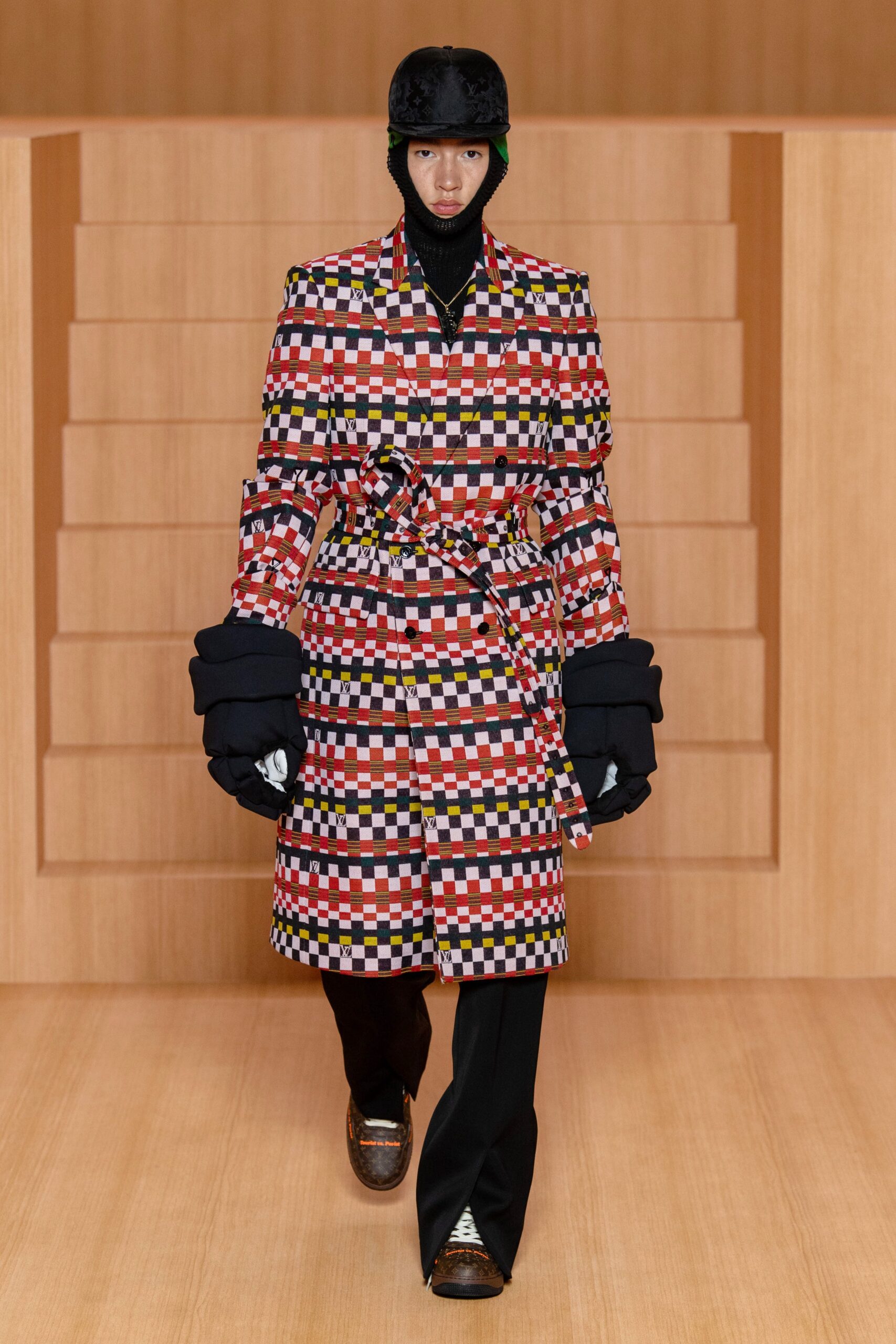 Louis Vuitton S/S 22 Menswear Look 52