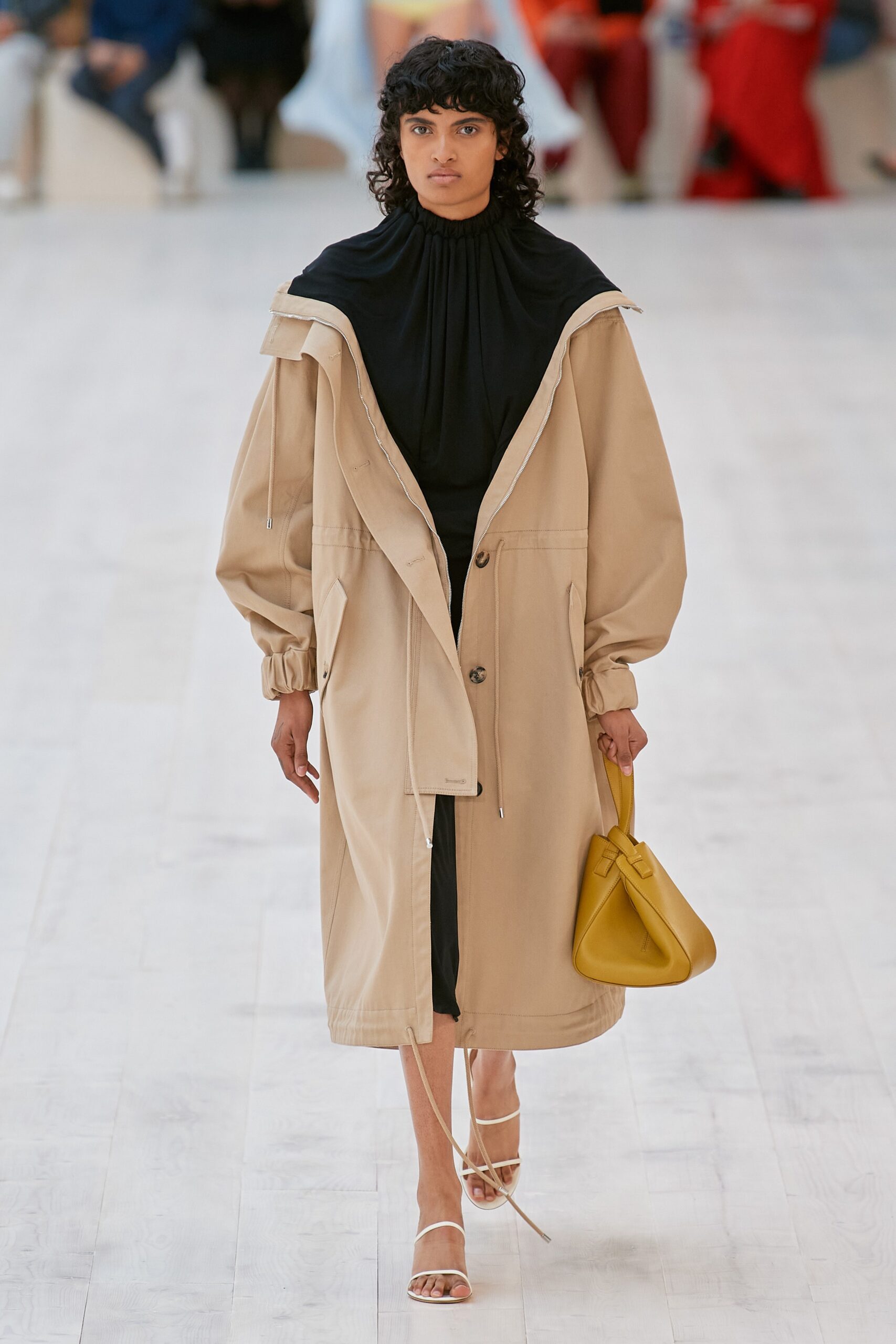 Loewe S/S 22 Look 52