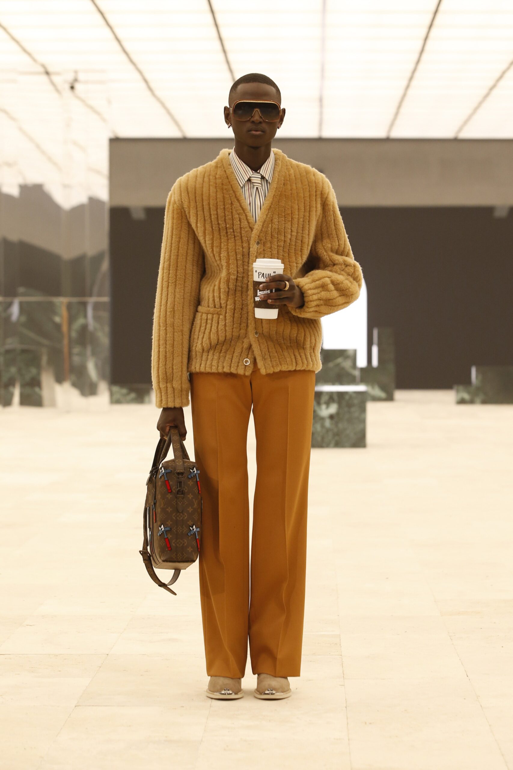 Louis Vuitton F/W 21 Menswear Look 52