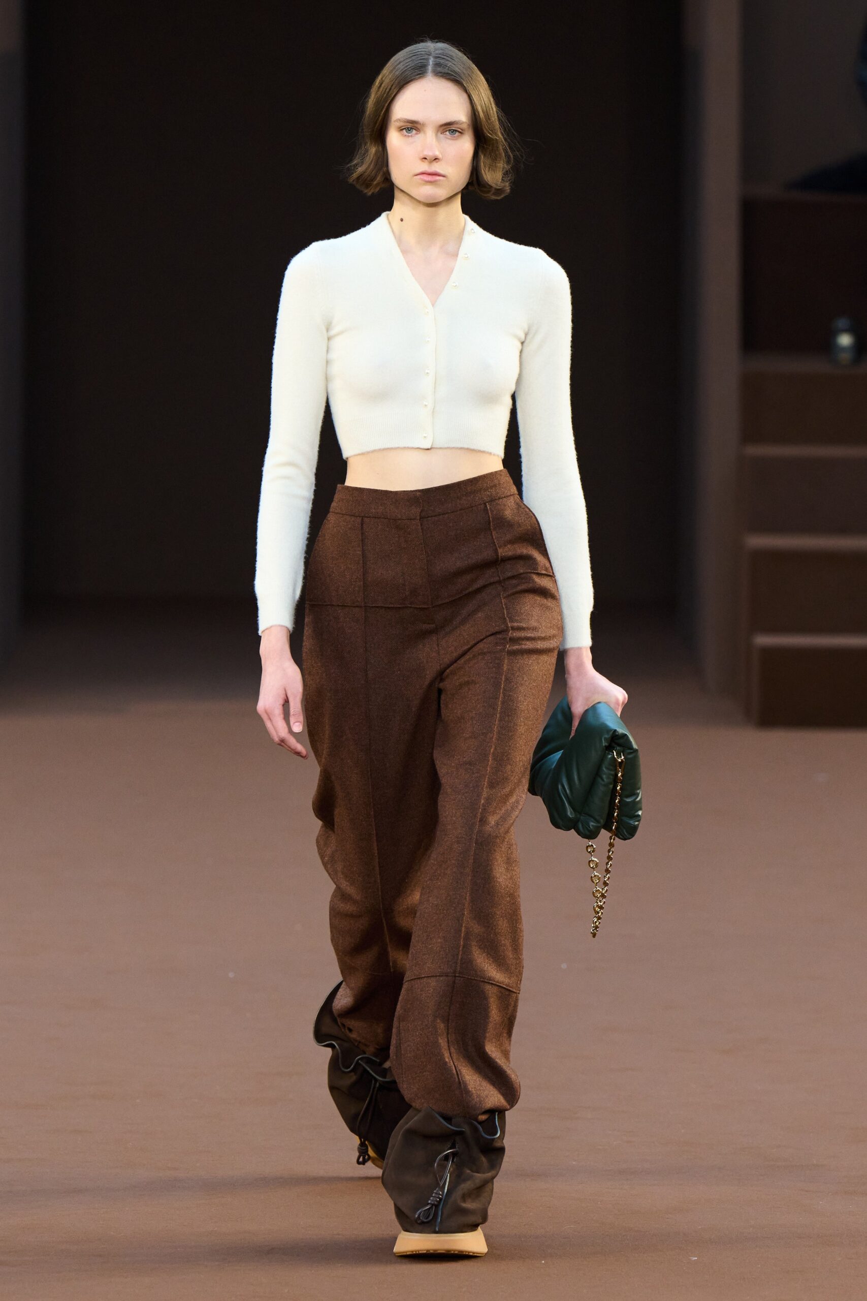 Loewe F/W 22 Look 52