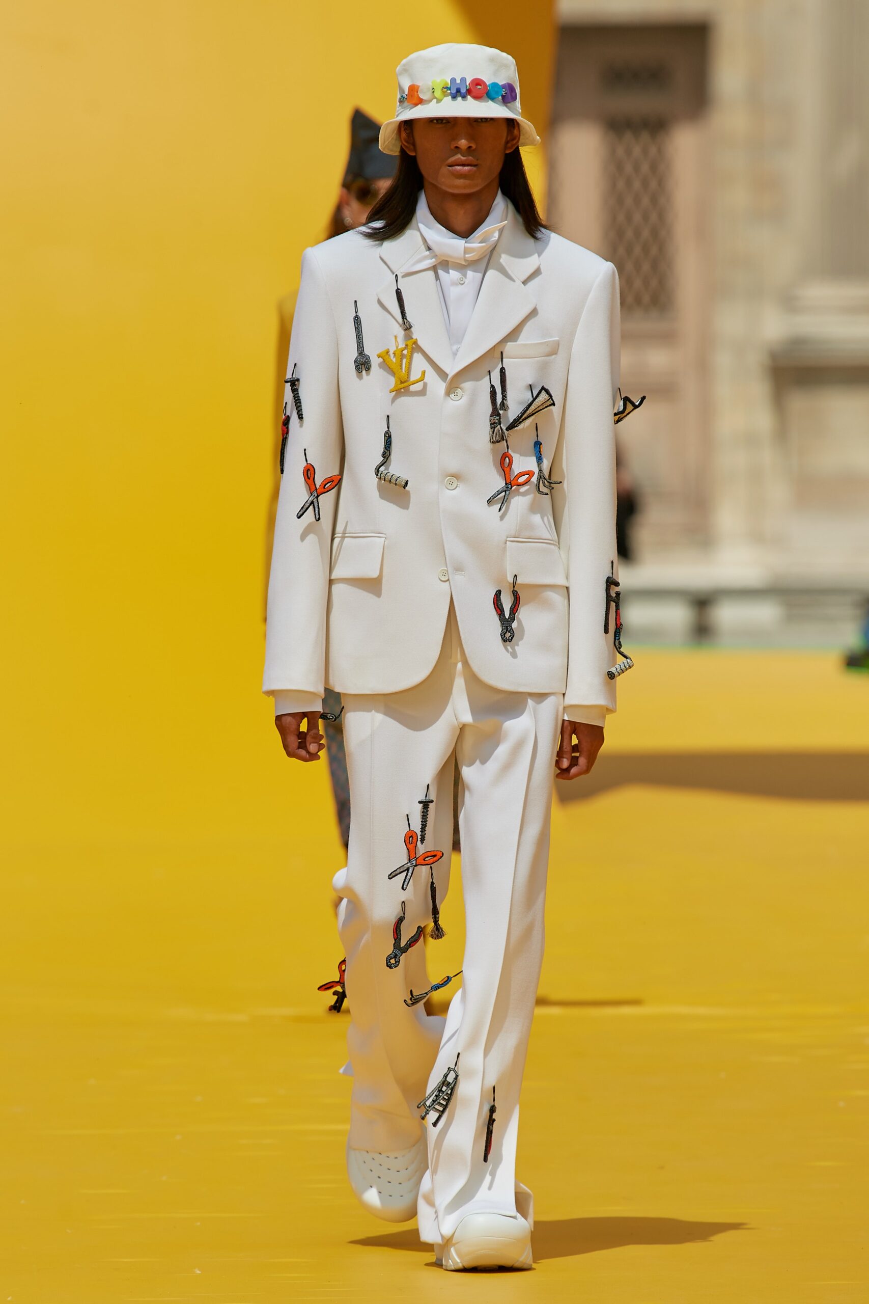 Louis Vuitton S/S 23 Menswear Look 48