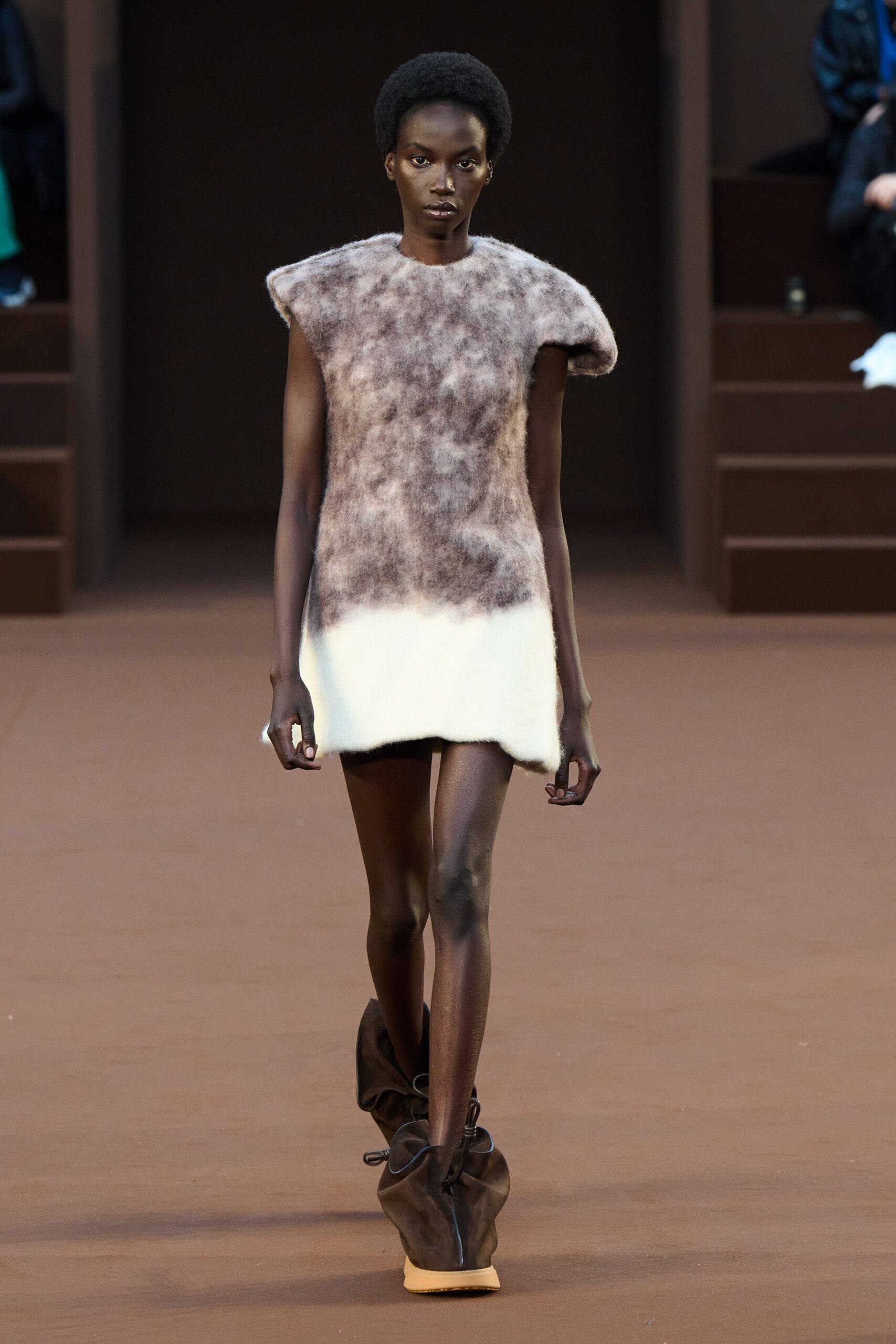 Loewe F/W 22 Look 54