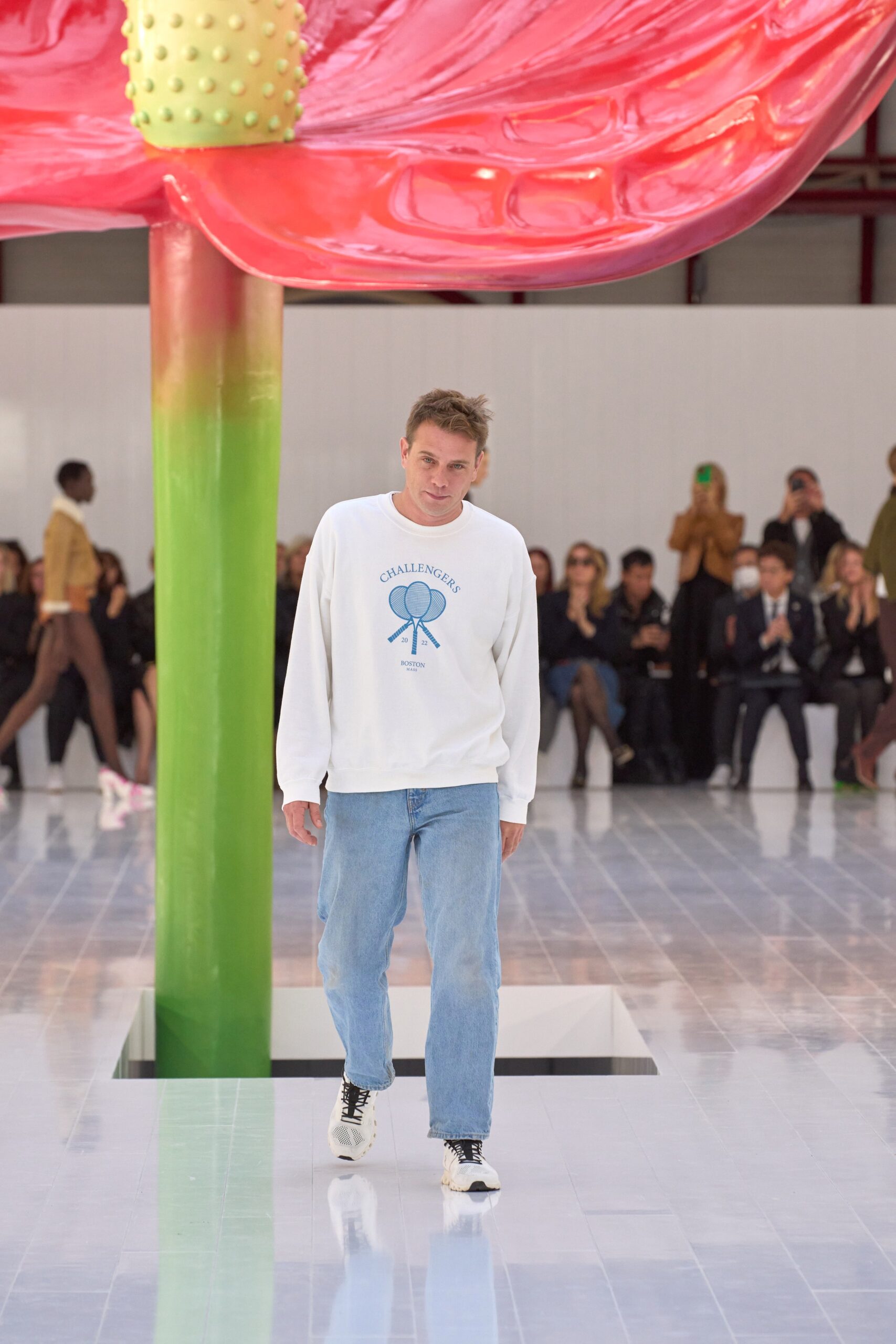 Loewe S/S 23 Look 54