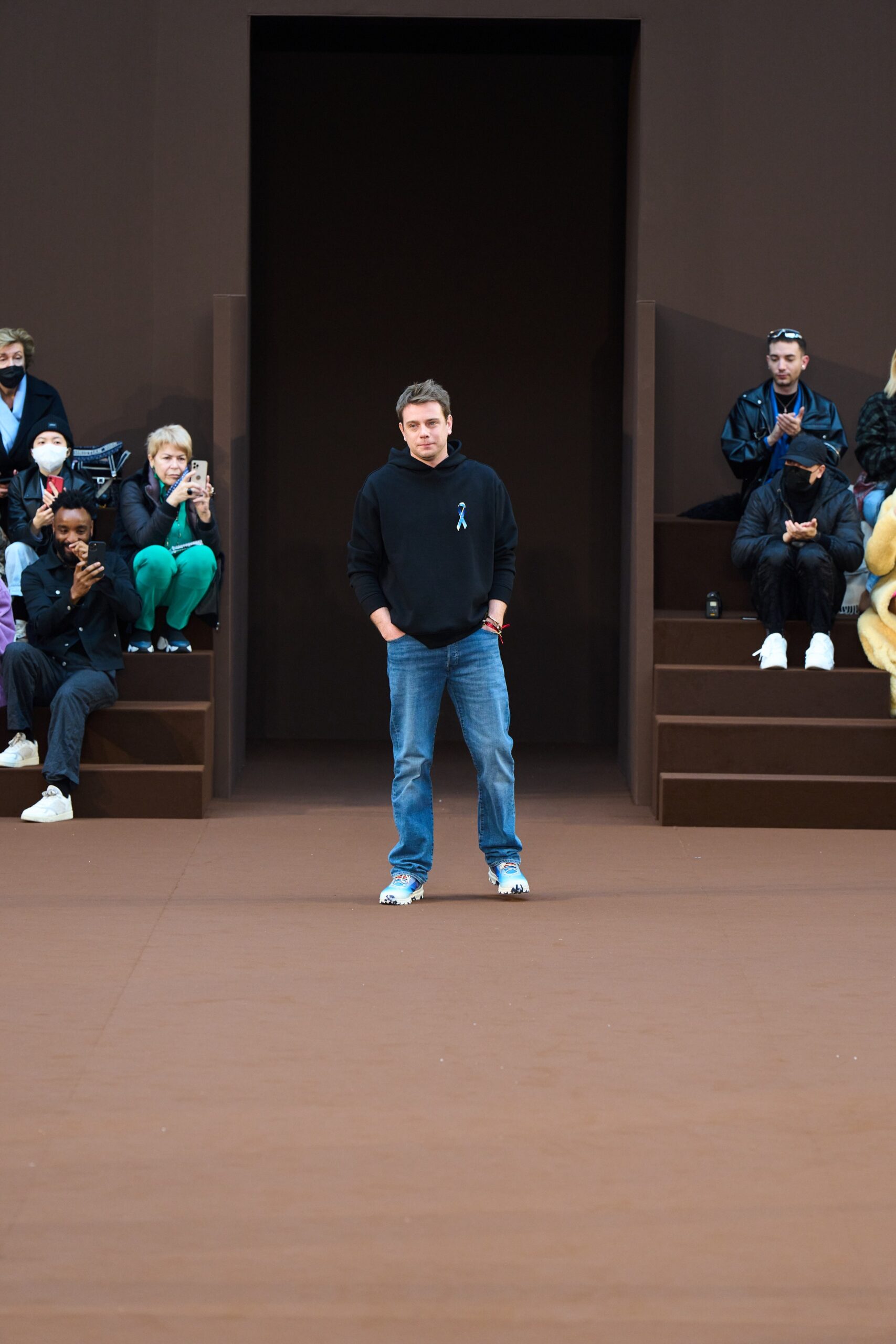Loewe F/W 22 Look 55