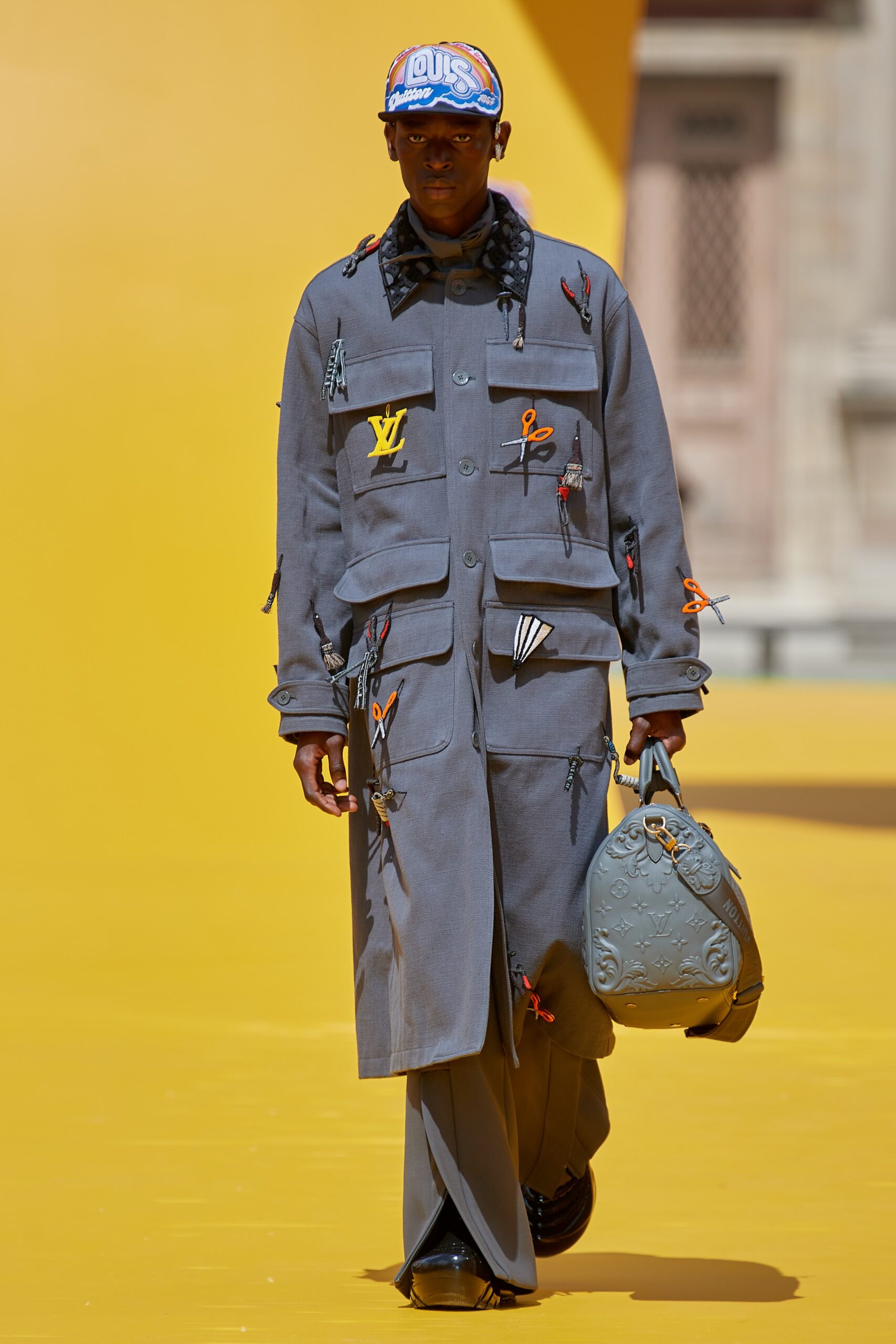Louis Vuitton S/S 23 Menswear Look 52