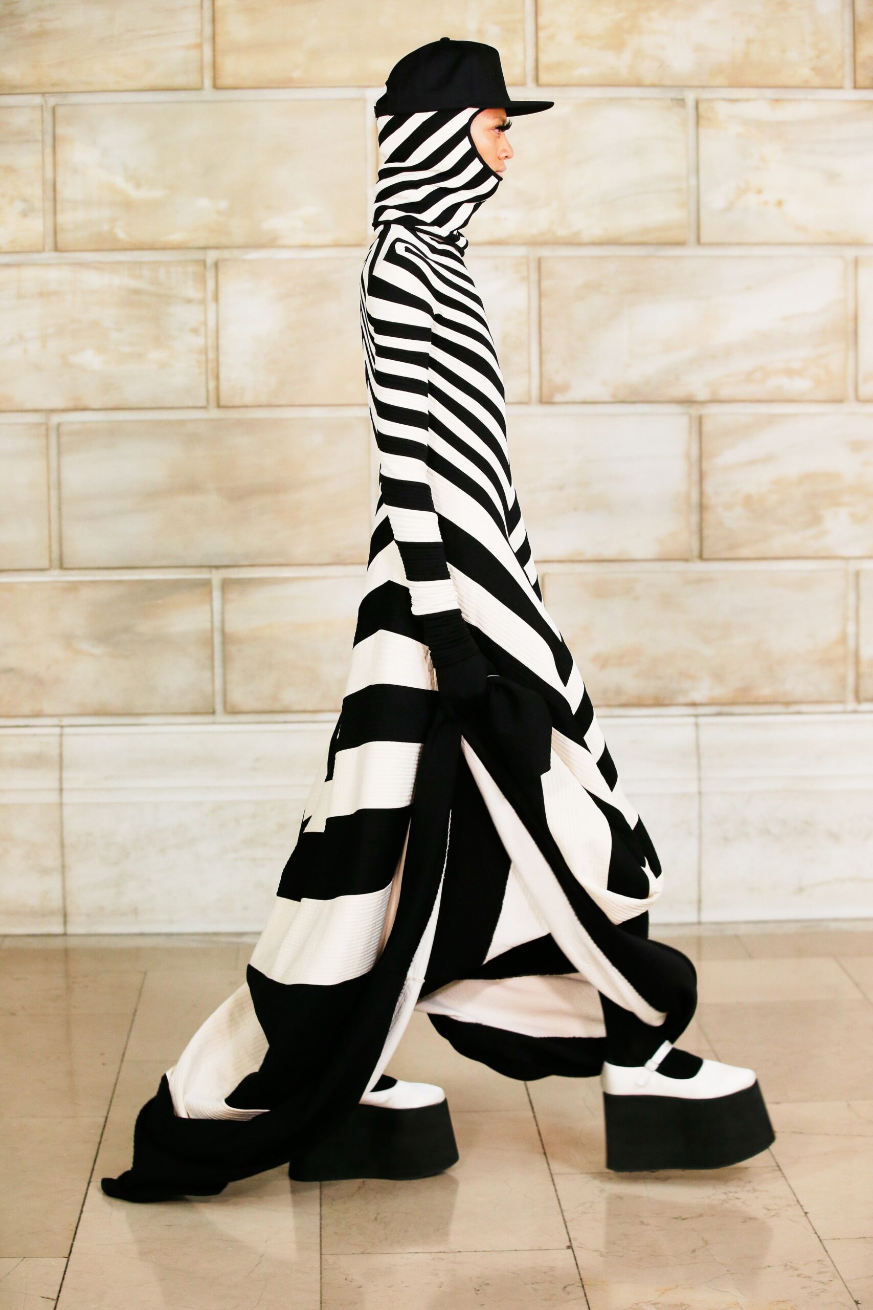 Marc Jacobs F/W 21 Look 58