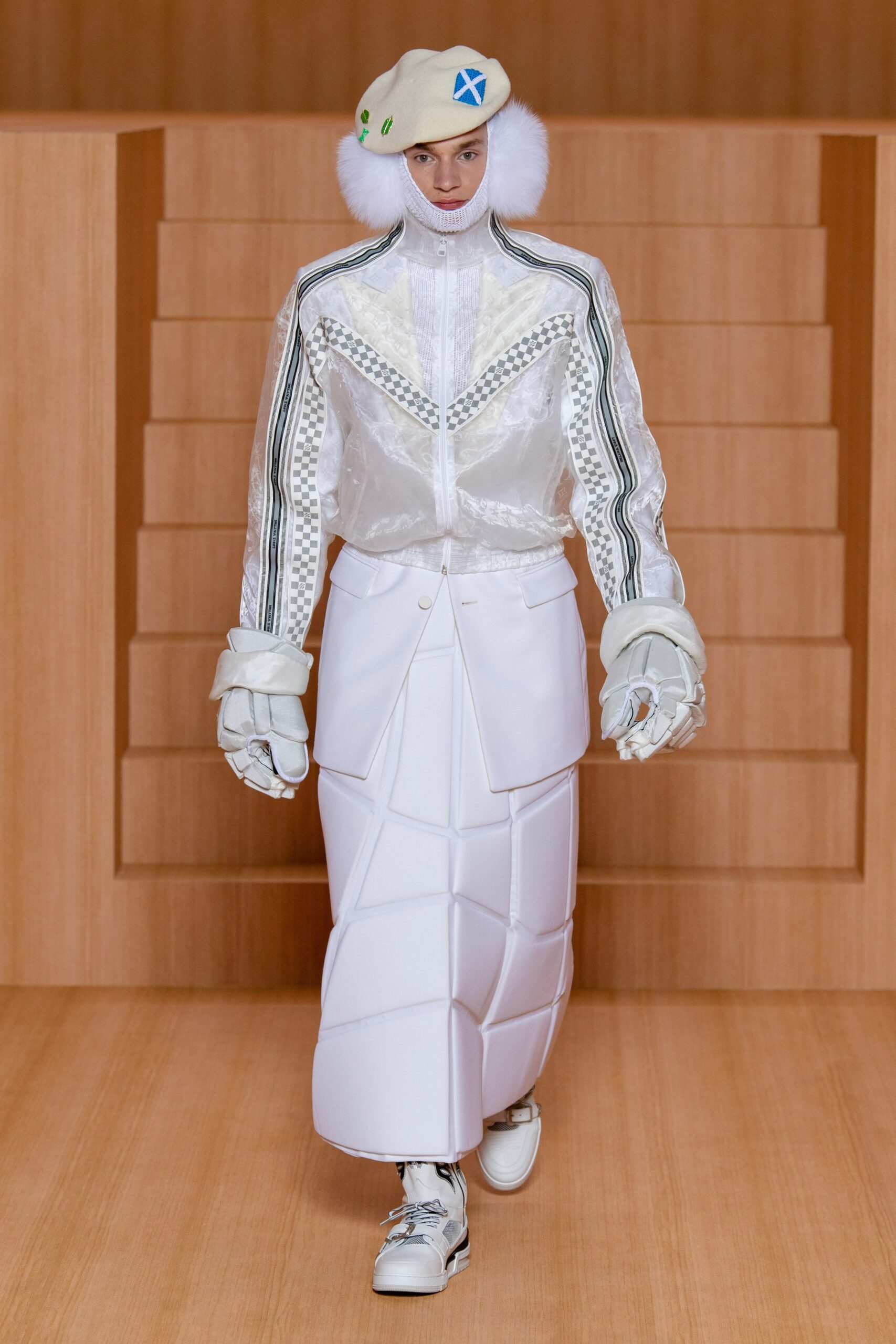 Louis Vuitton S/S 22 Menswear Look 60