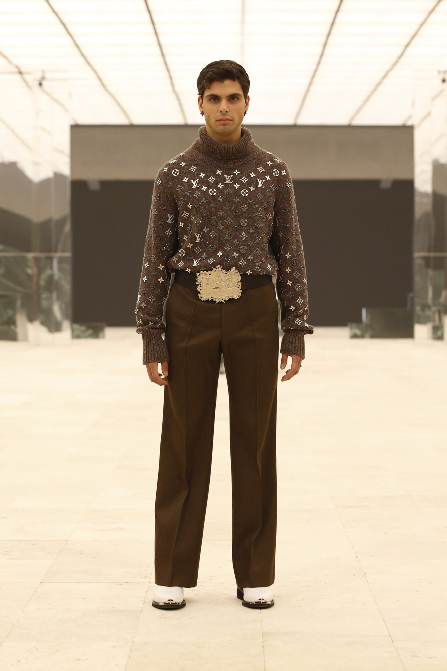 Louis Vuitton F/W 21 Menswear Look 60