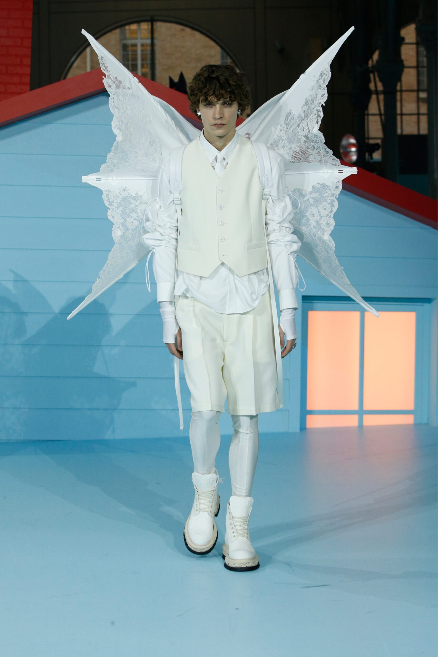 Louis Vuitton F/W 22 Menswear Look 60