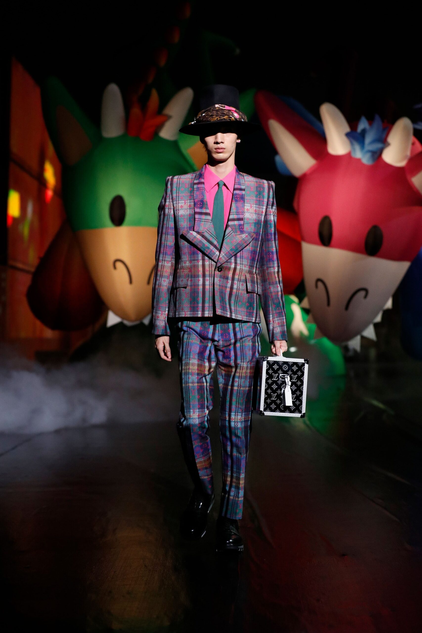 Louis Vuitton S/S 21 Menswear Look 64