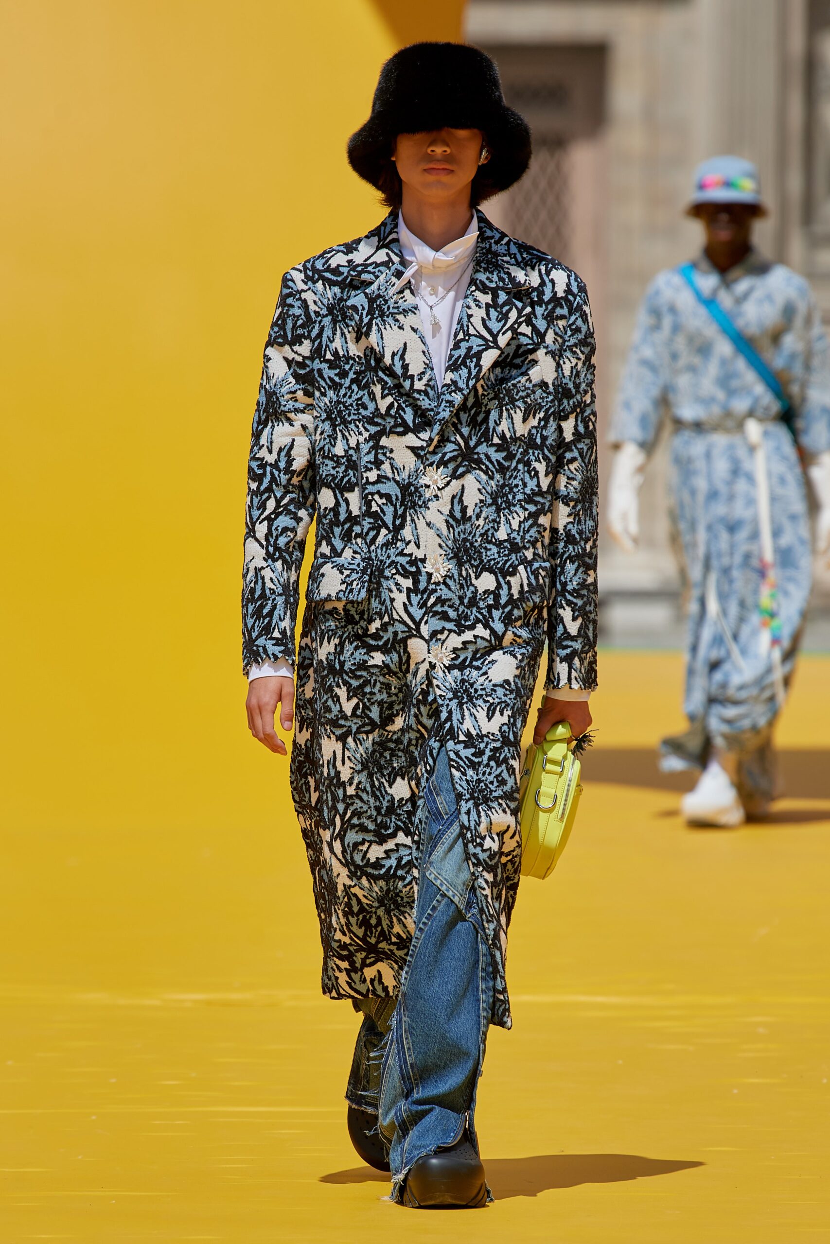Louis Vuitton S/S 23 Menswear Look 61