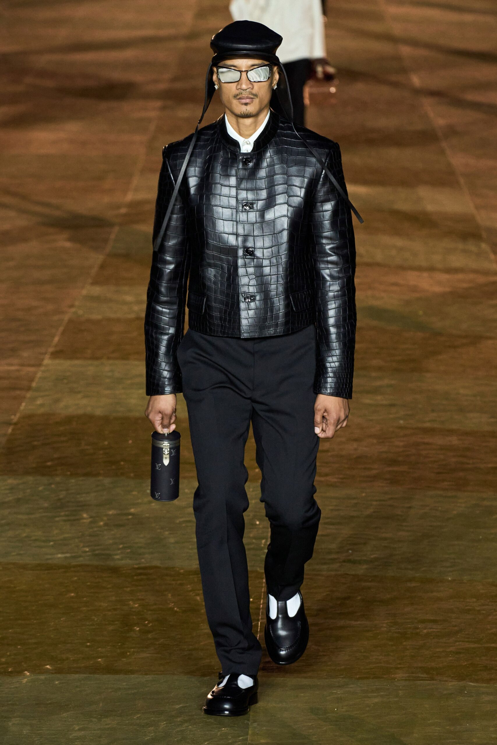 Louis Vuitton S/S 24 Menswear Look 69