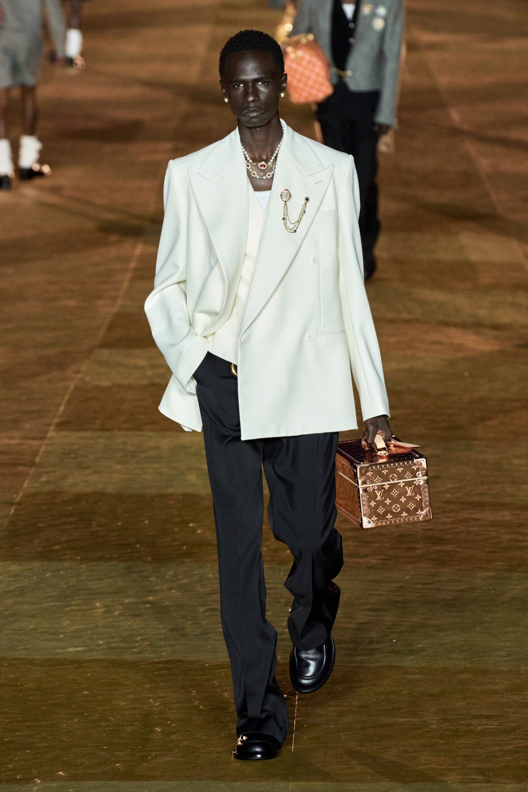 Louis Vuitton S/S 24 Menswear Look 70