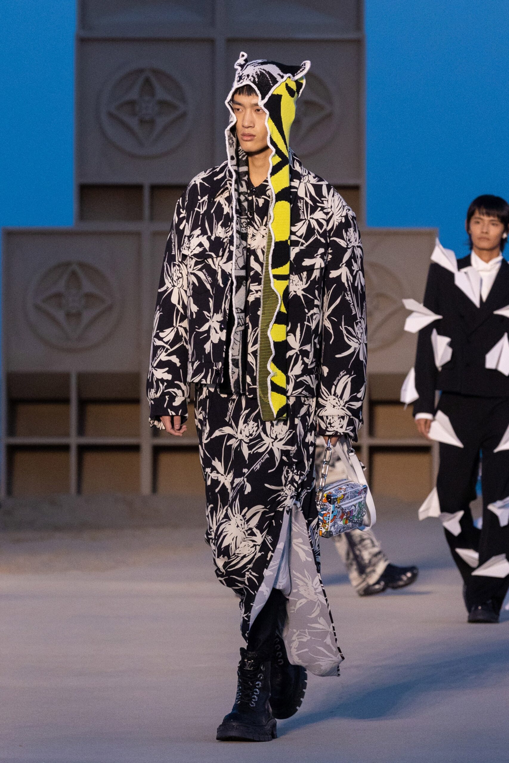 Louis Vuitton S/S 23 Menswear Look 73