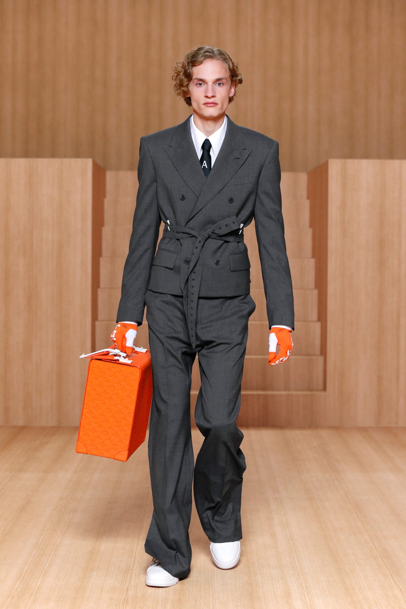 Louis Vuitton S/S 22 Menswear Look 78